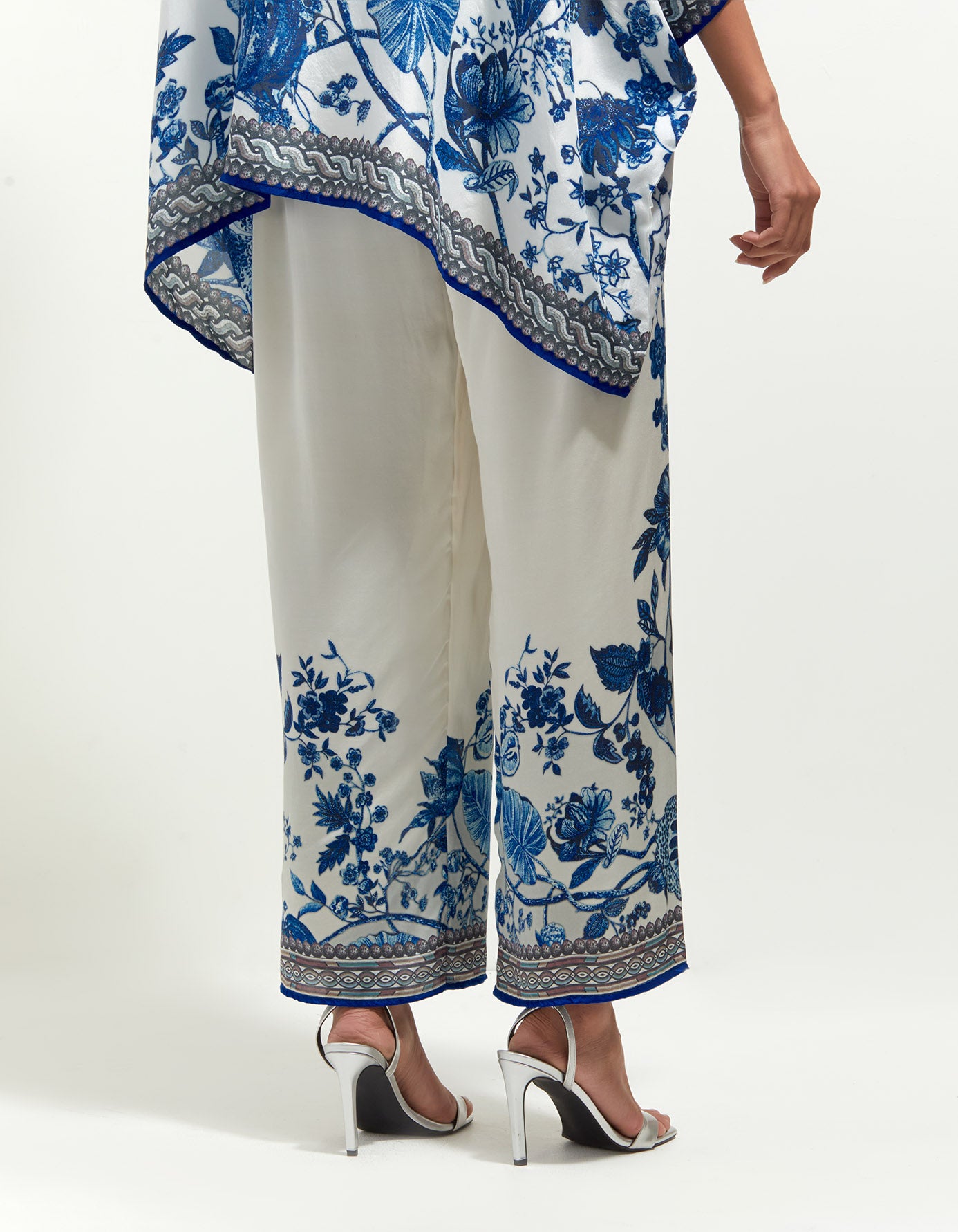 Florence : Chanel - White/Blue
