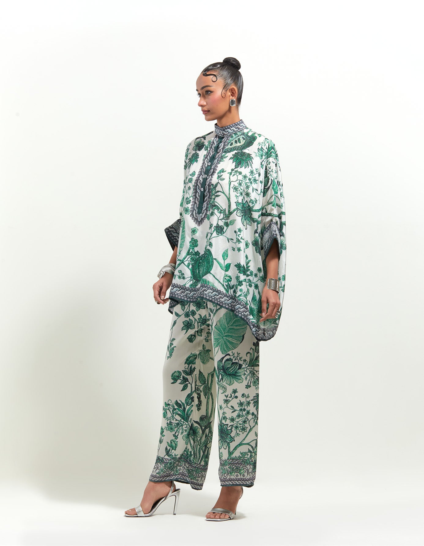 Florence : Chanel - White/Emerald