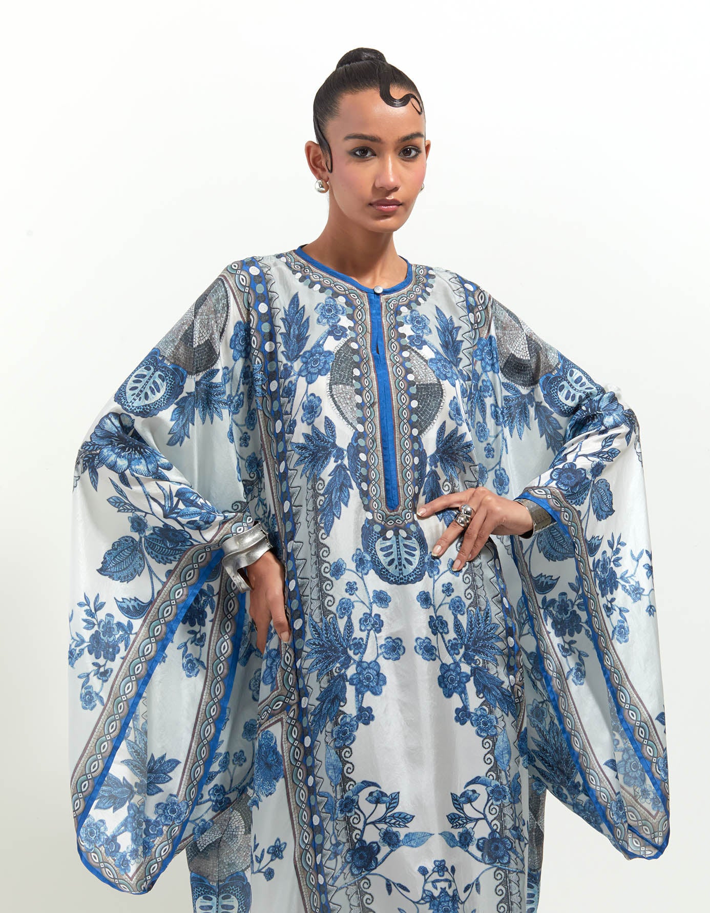 Florence : Beatrice - Blue/White