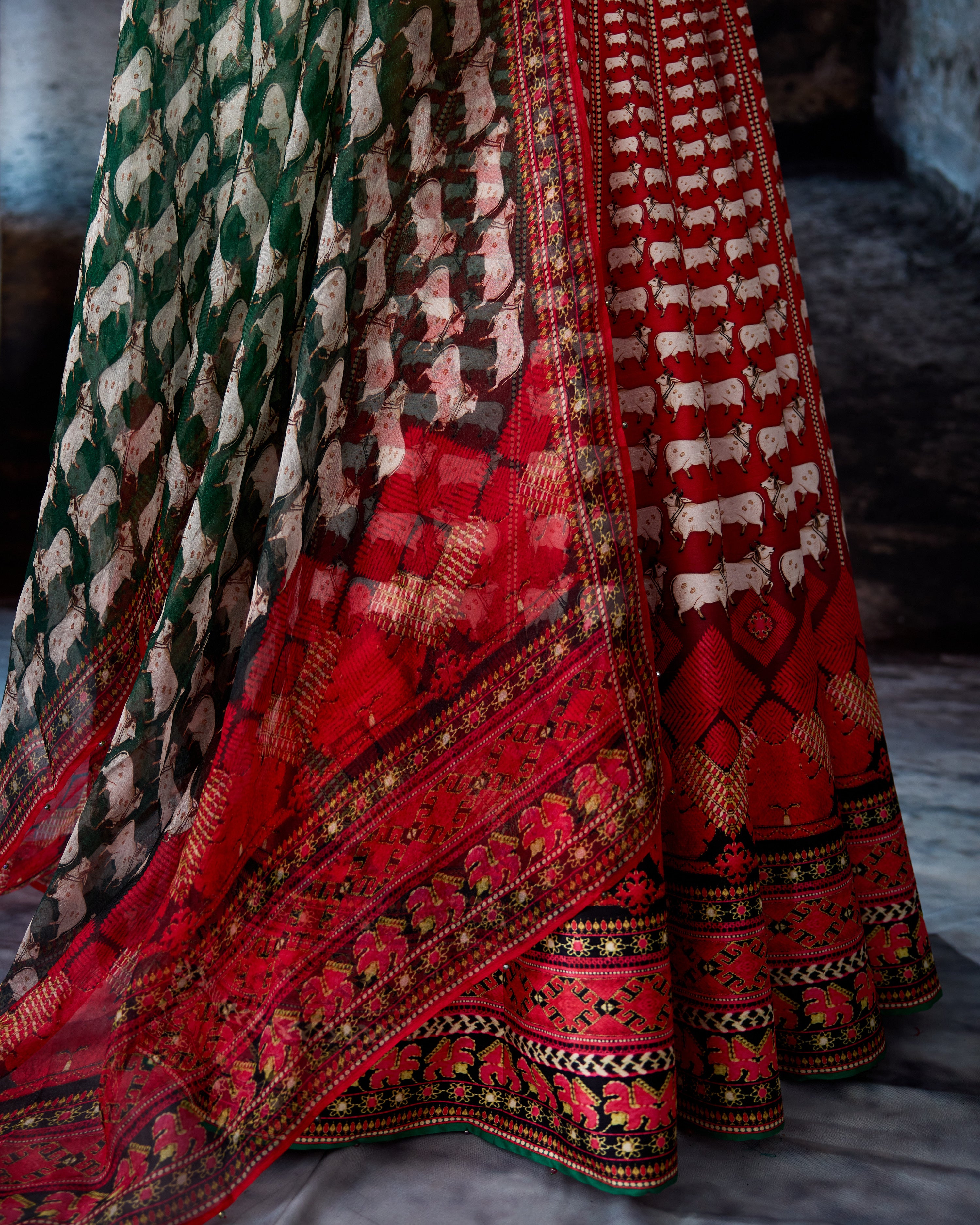 Bethari : Leela - Red/Emerald