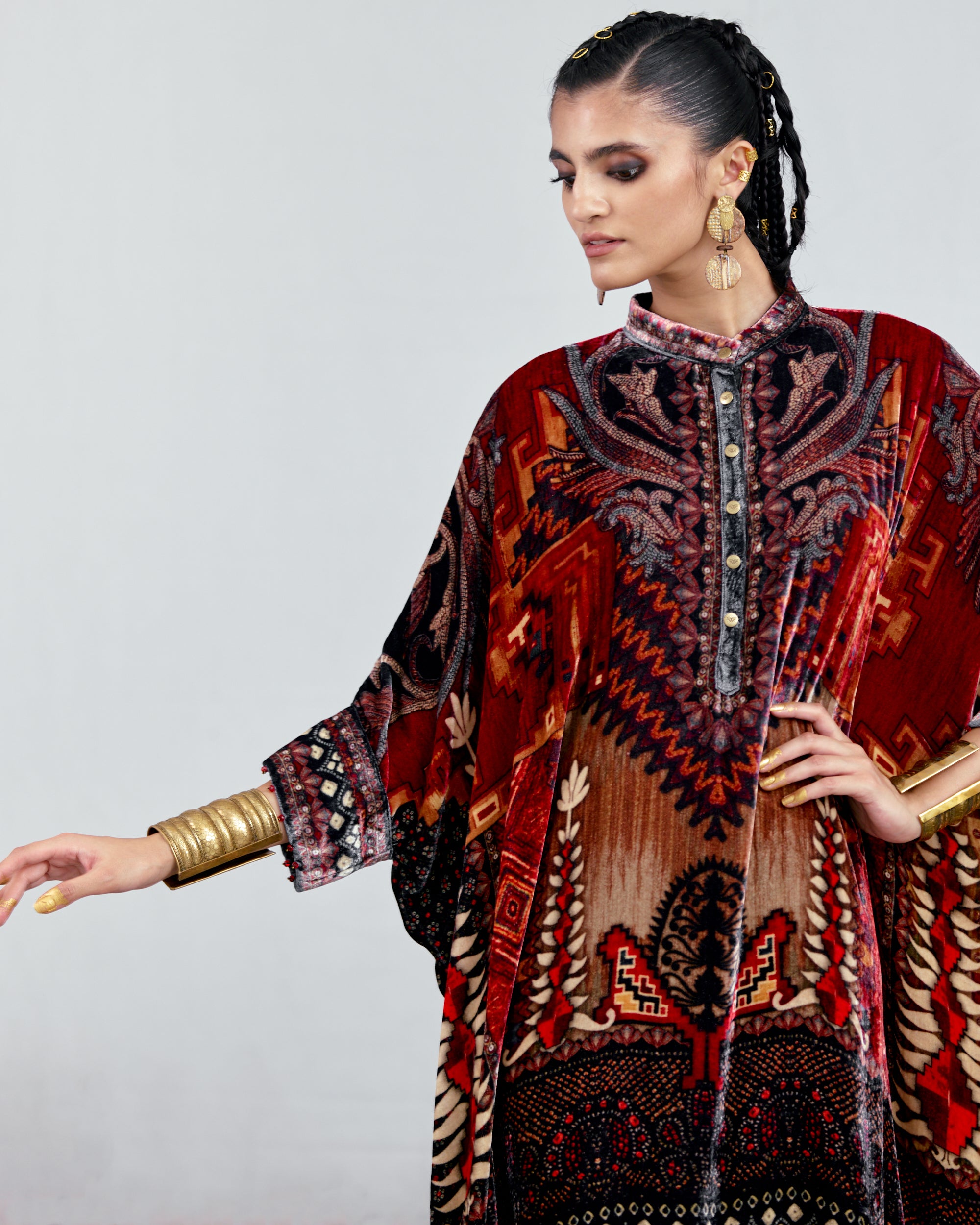 Tijori : Chanel 36" - Red/Black