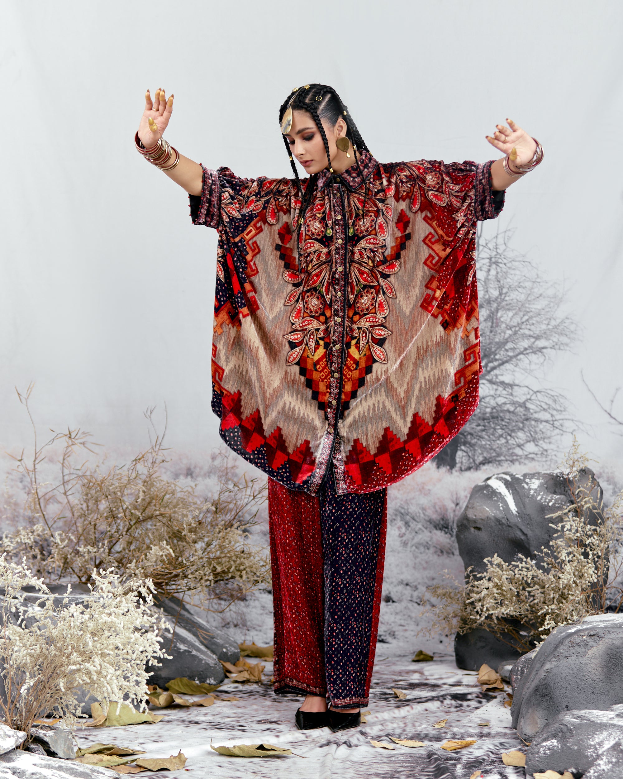 Tijori : Kamara - Indigo/Red