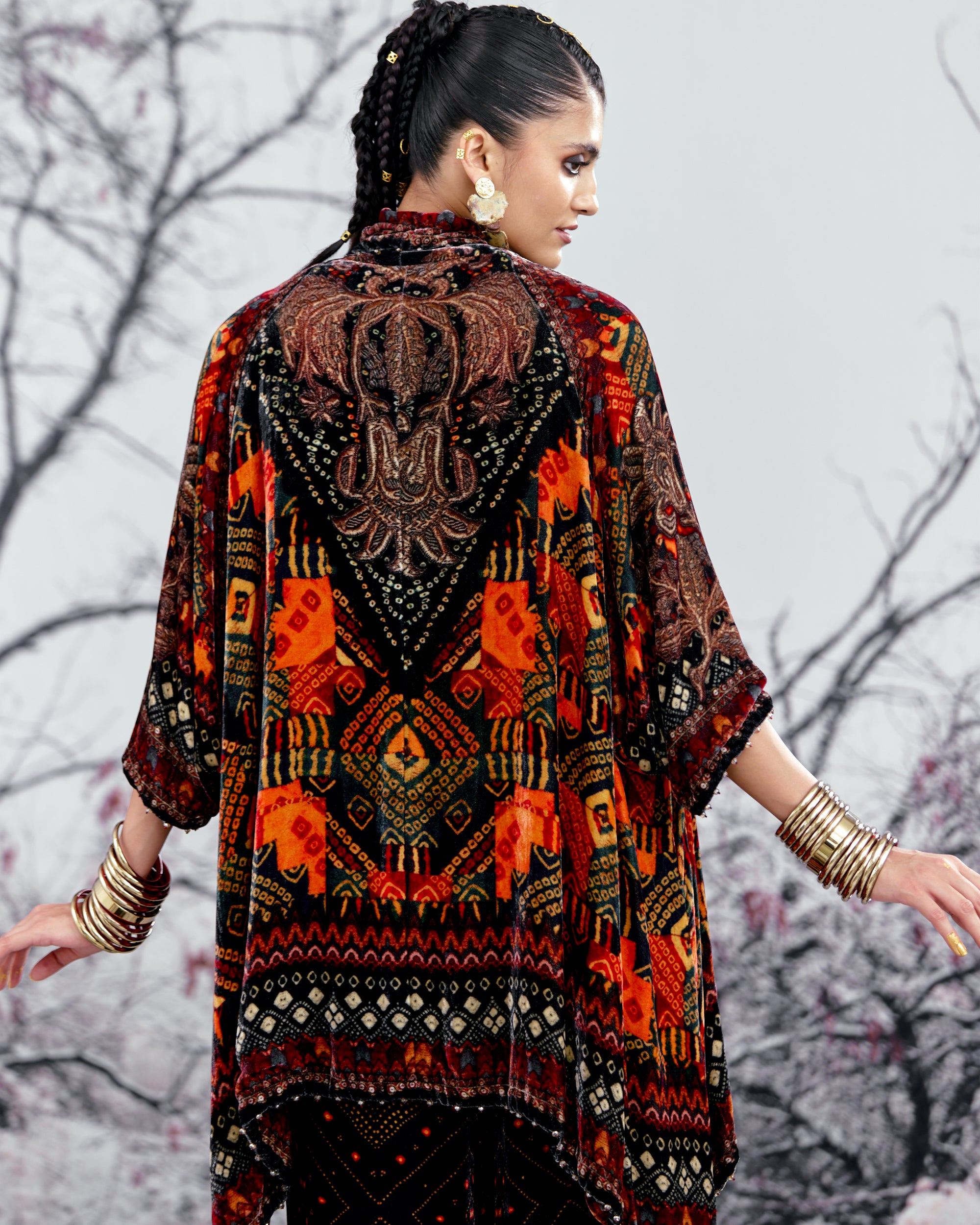 Tijori : Adhira - Black