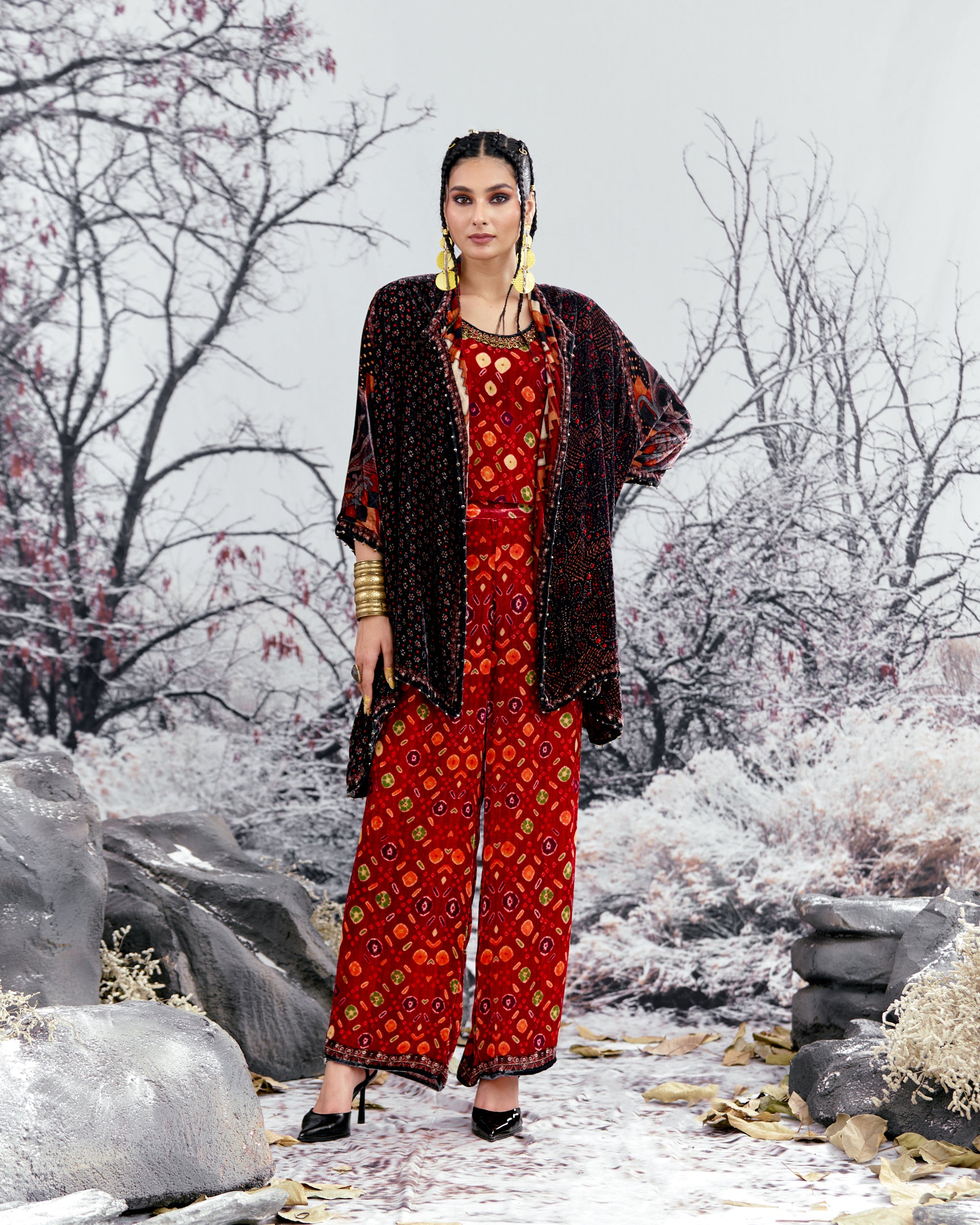 Tijori : Adhira - Red/Black