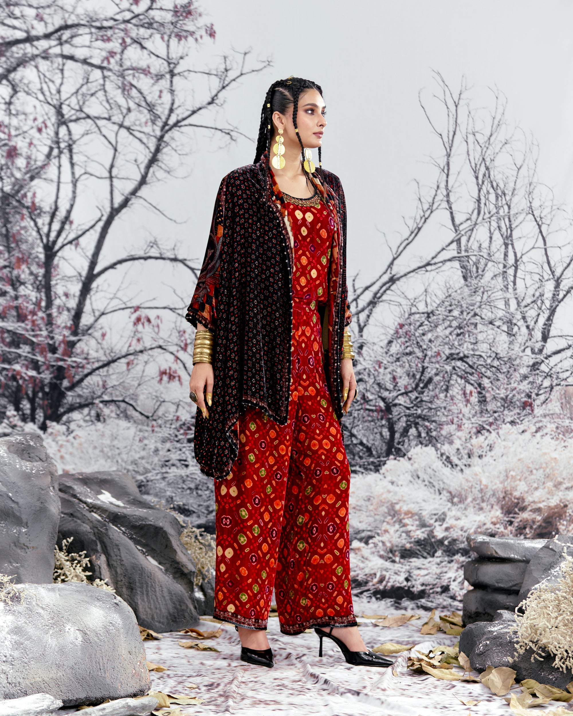 Tijori : Adhira - Red/Black