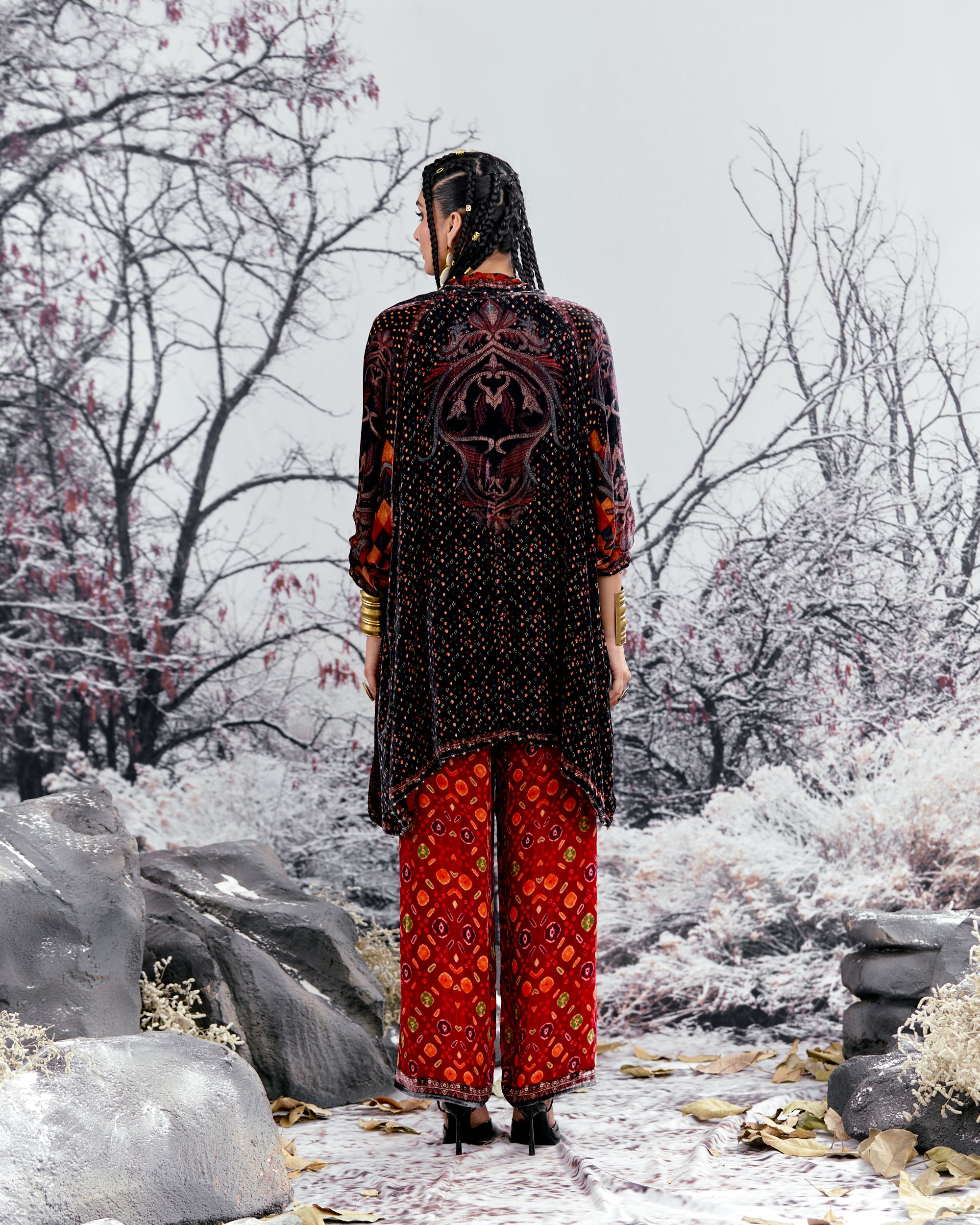 Tijori : Adhira - Red/Black