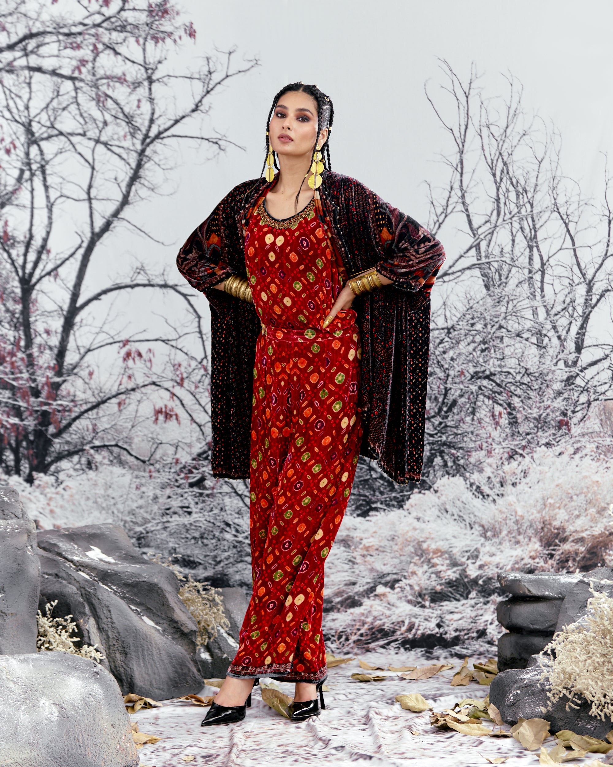 Tijori : Adhira - Red/Black