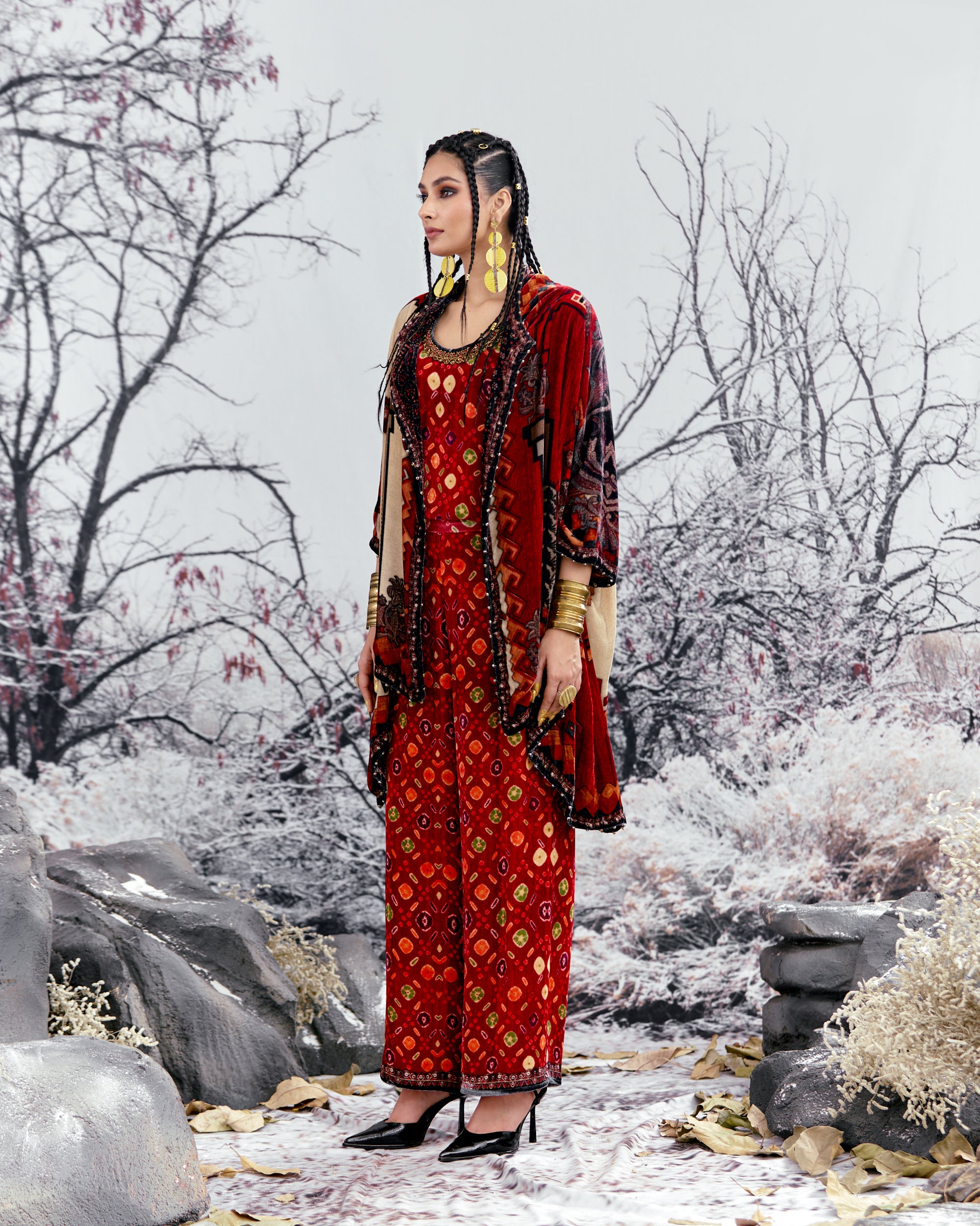 Tijori : Adhira - Red/Black