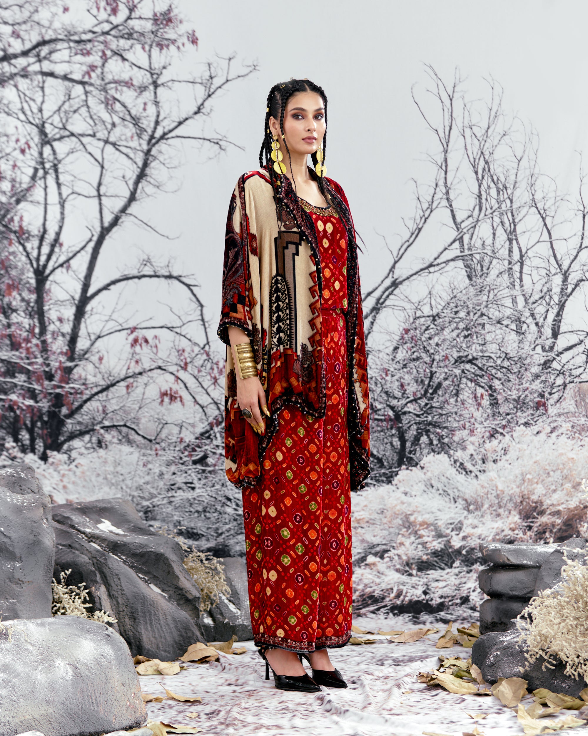 Tijori : Adhira - Red/Black