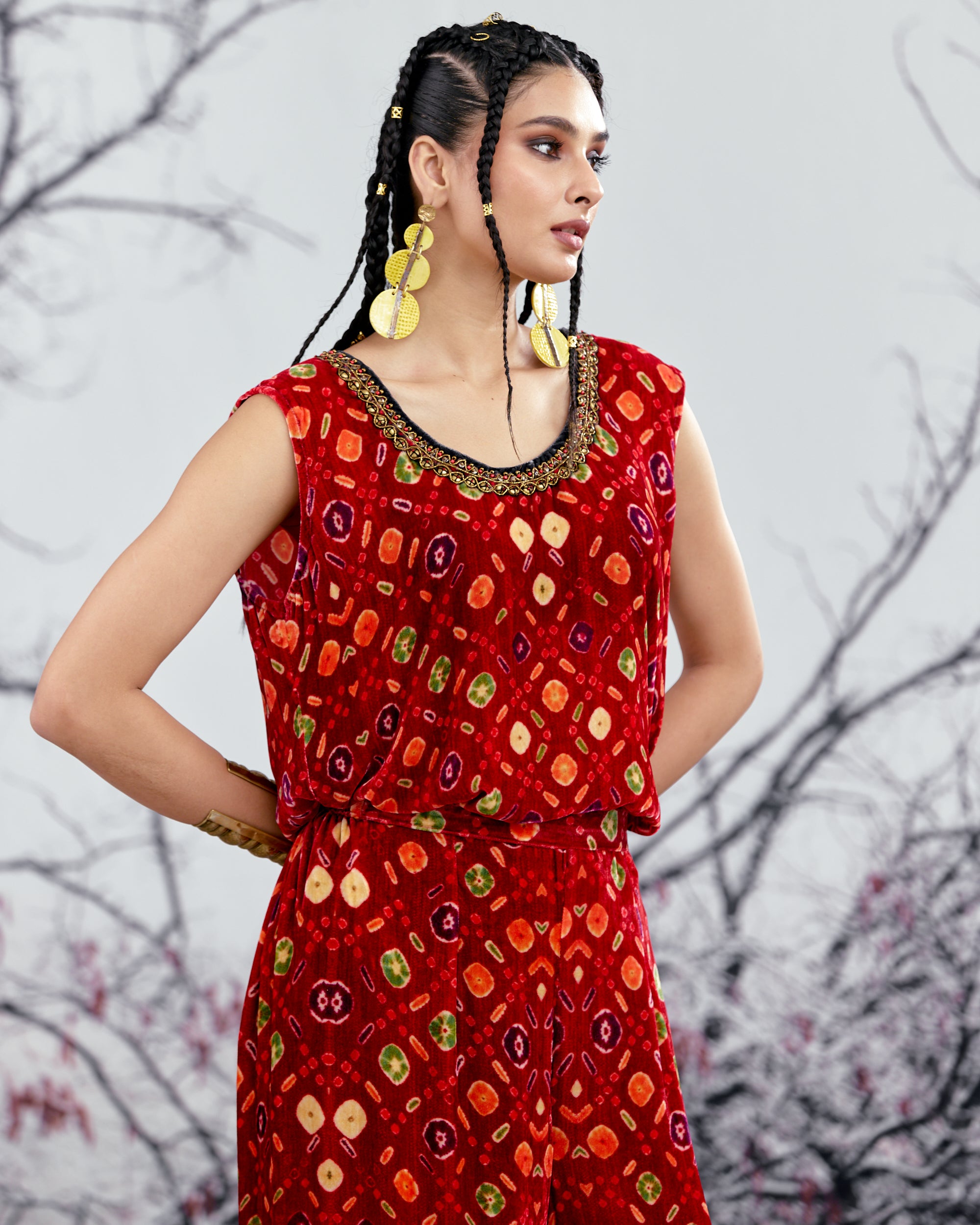 Tijori : Adhira - Red/Black