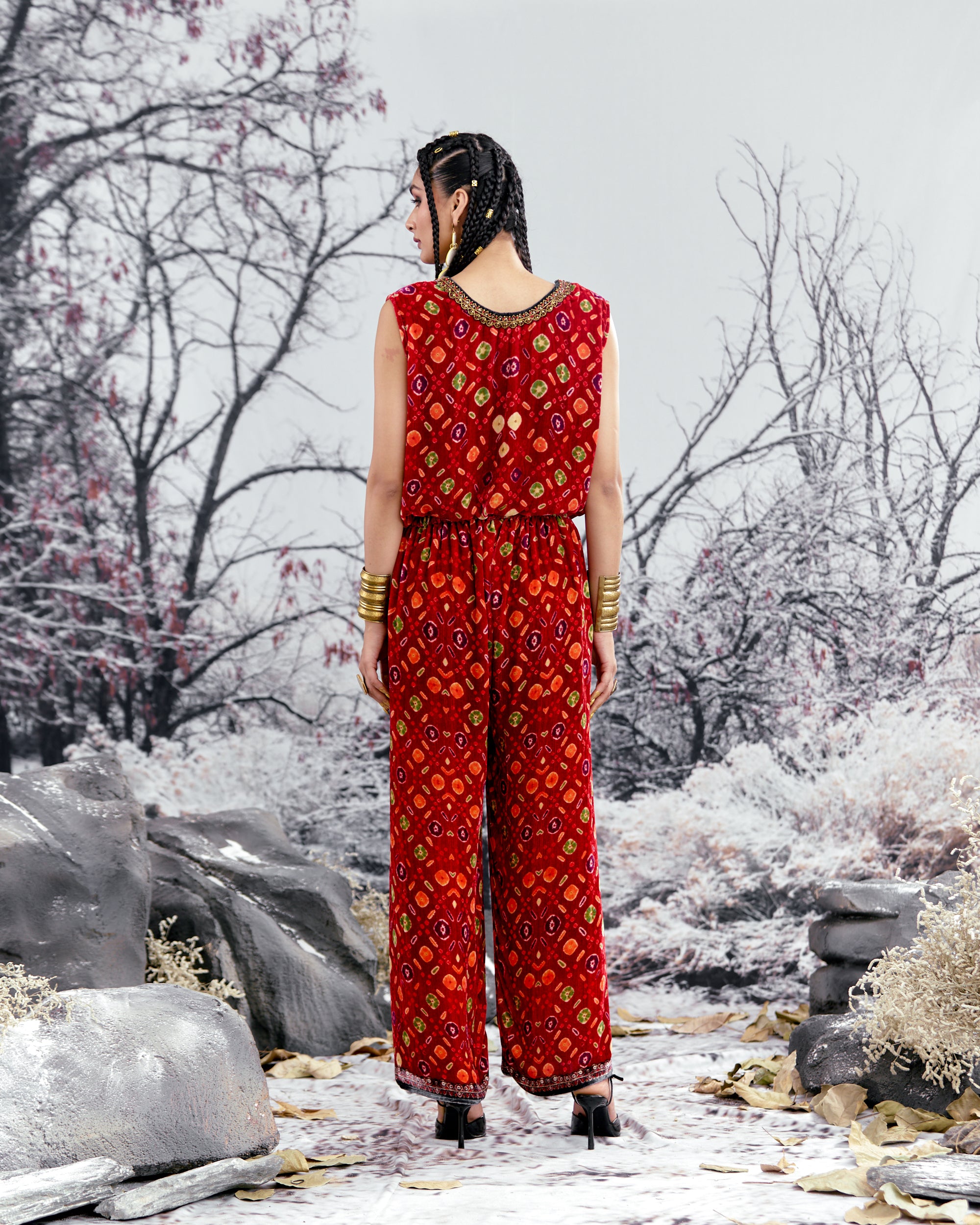 Tijori : Adhira - Red/Black