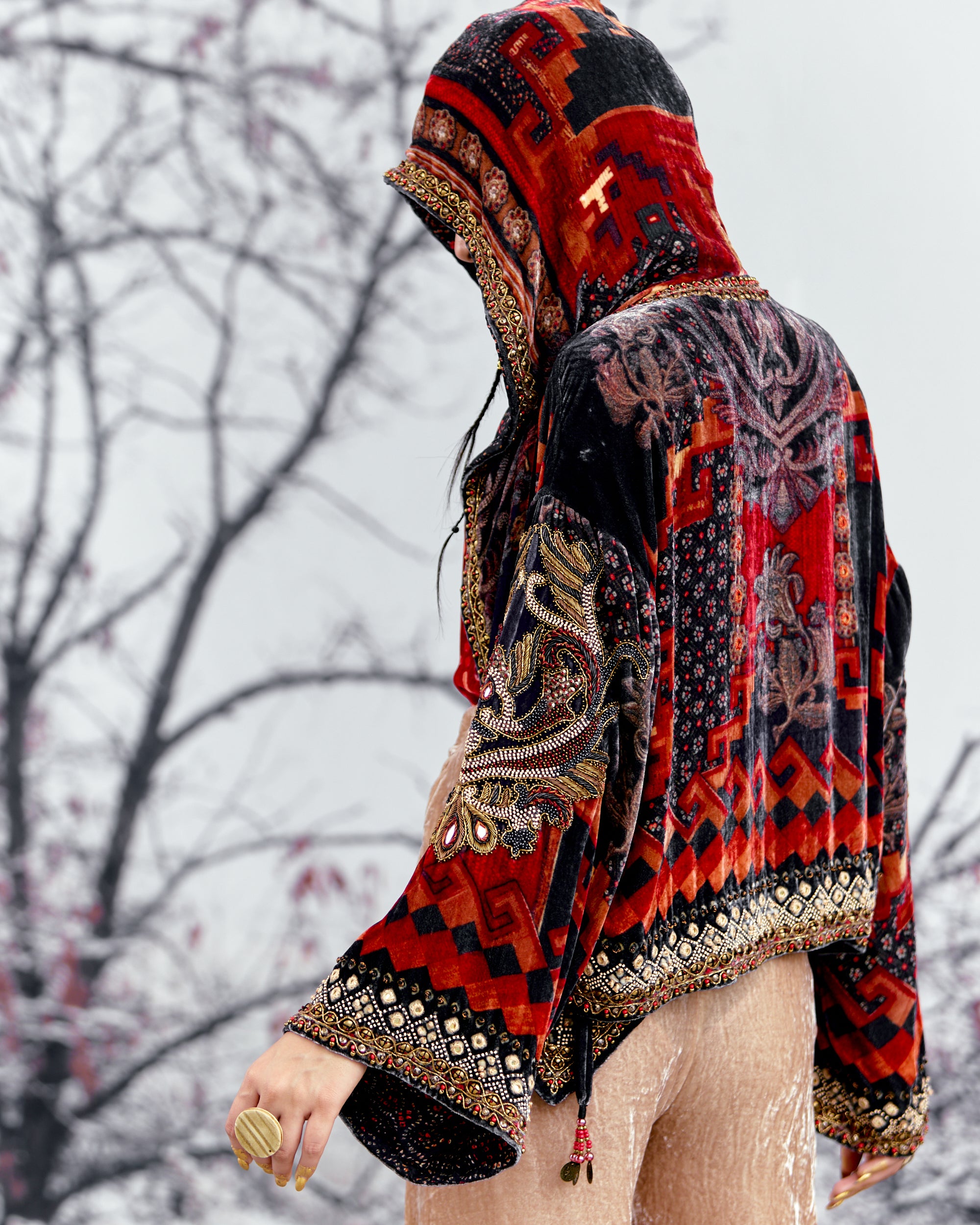 Tijori : Romania - Black/Rust