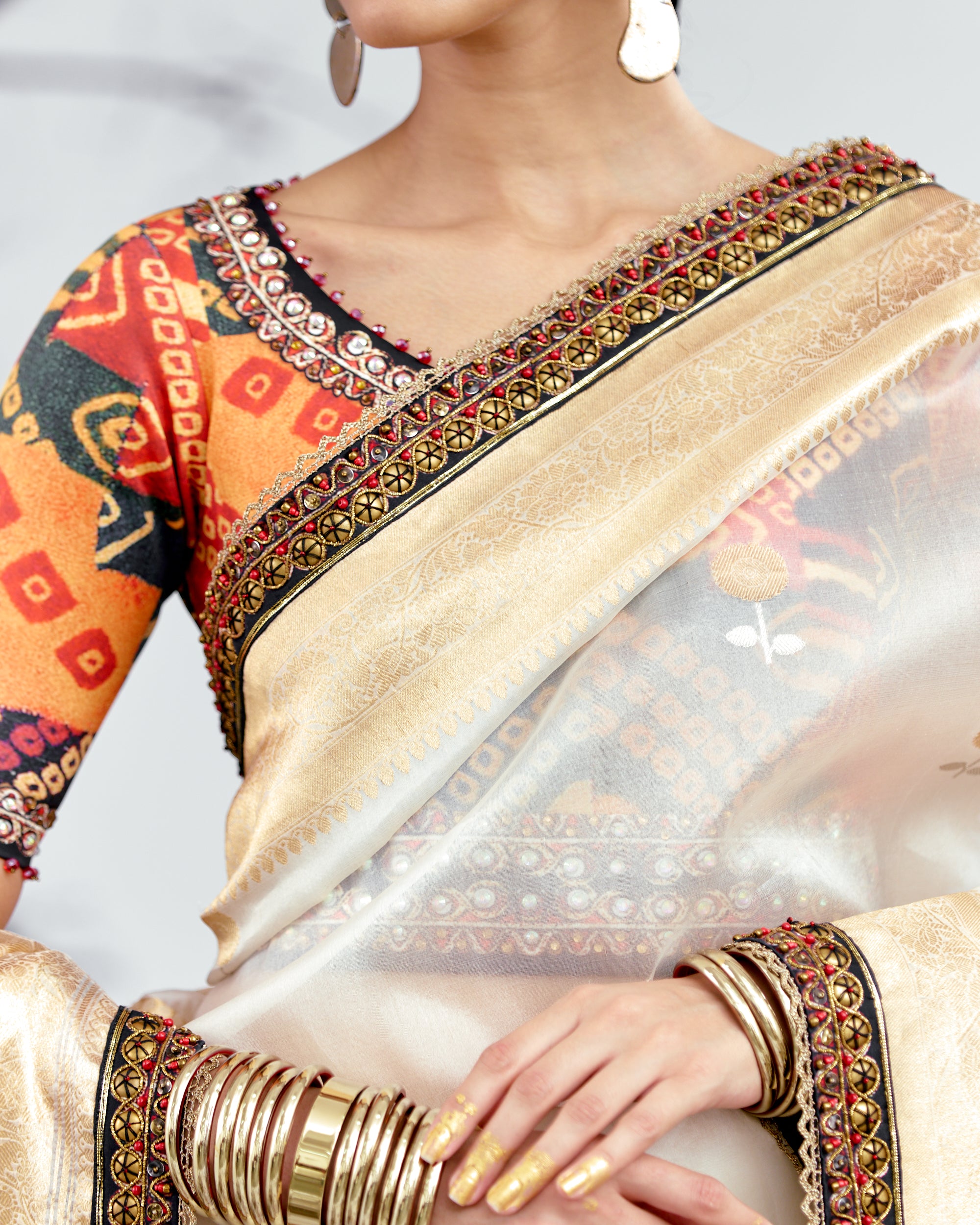 Tijori : Savitri - Ivory