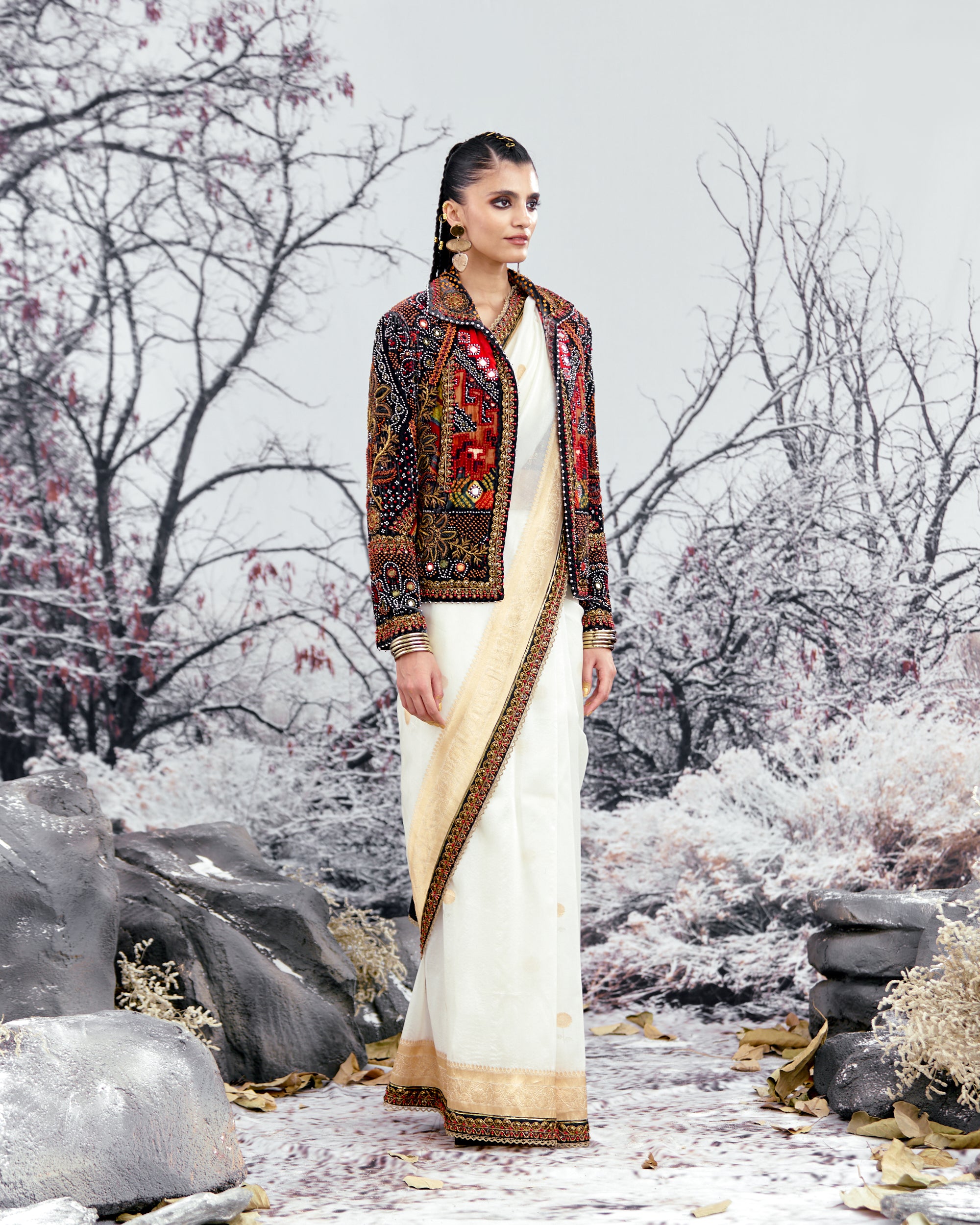 Tijori : Inika - Black/Multi