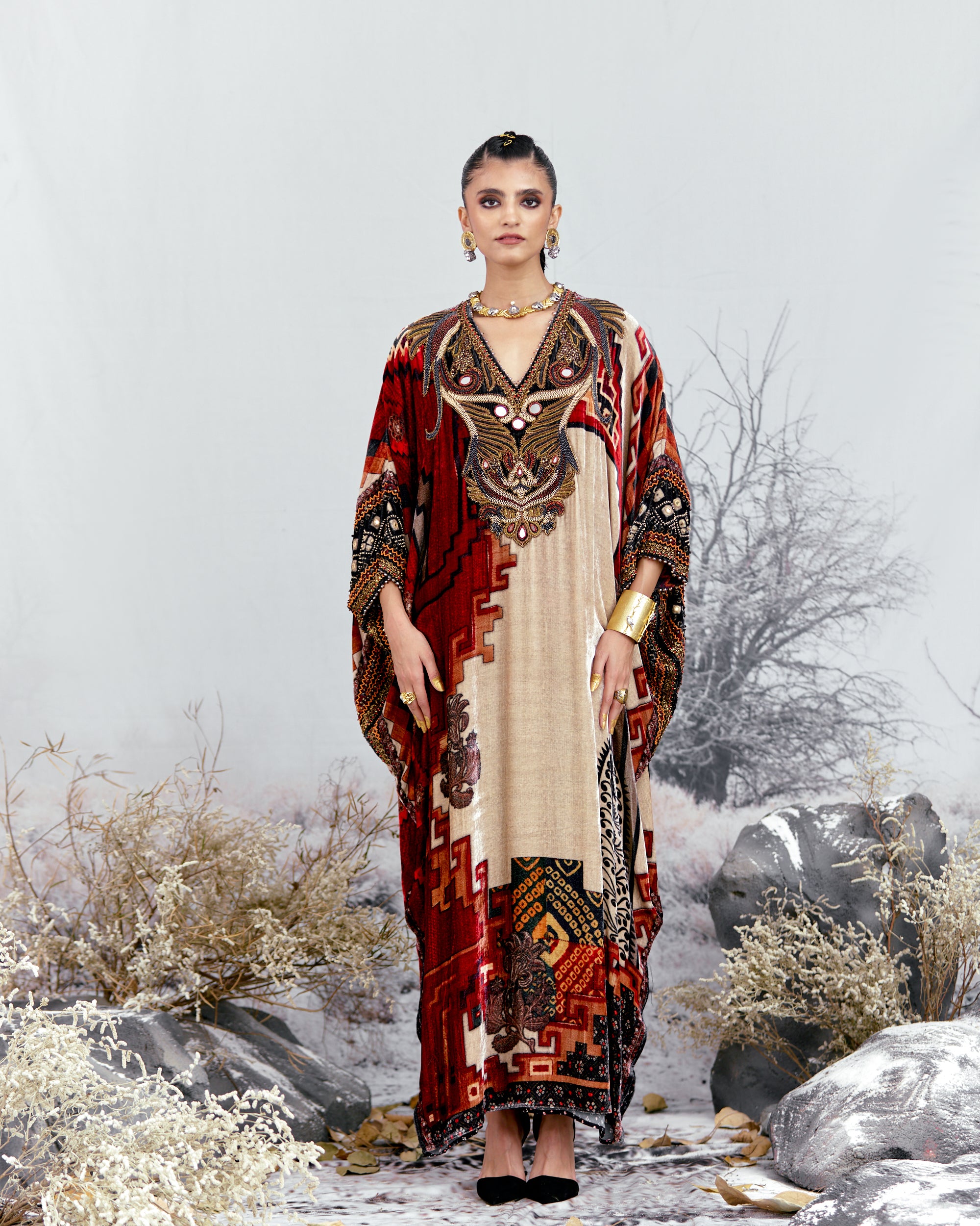 Tijori : Verusha - Beige/Red