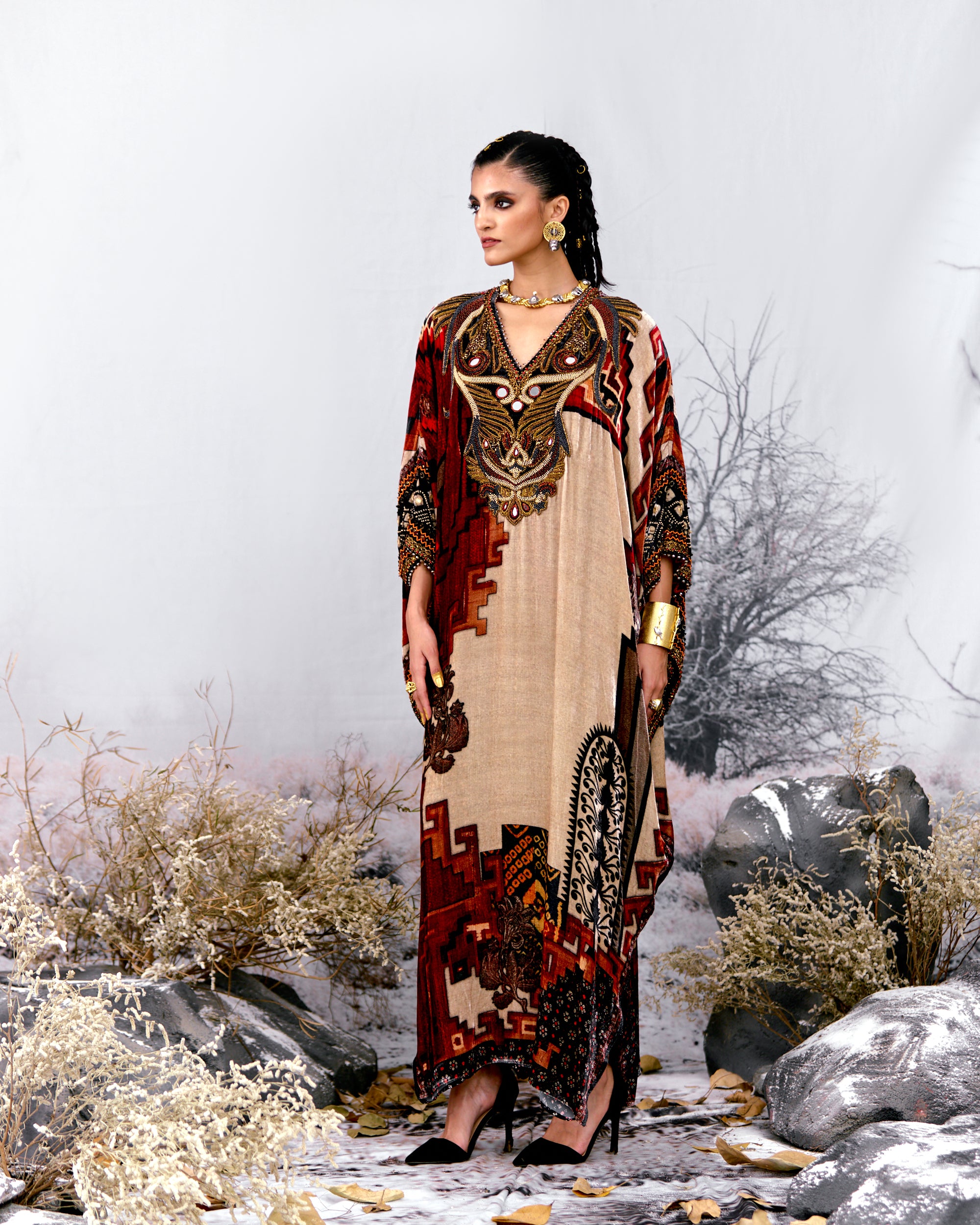 Tijori : Verusha - Beige/Red