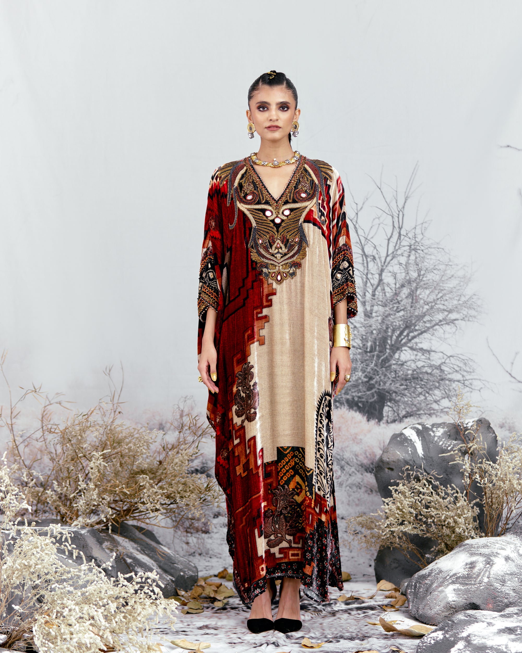 Tijori : Verusha - Beige/Red
