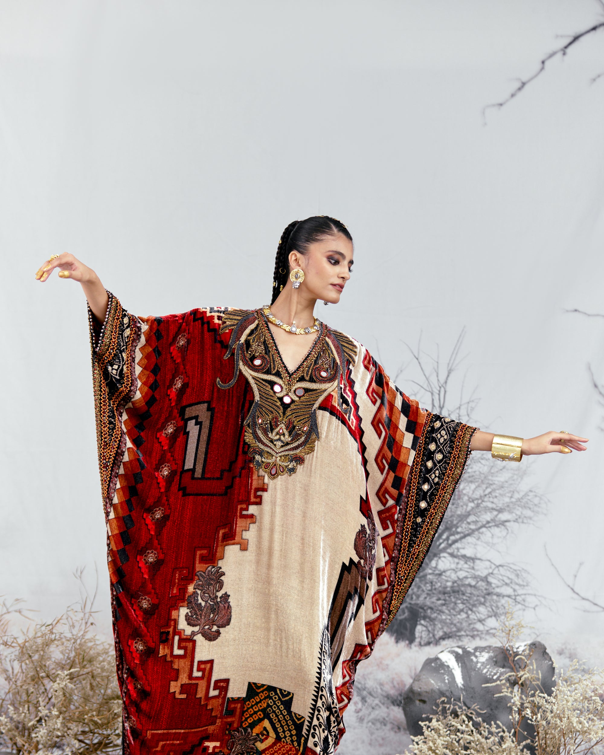 Tijori : Verusha - Beige/Red