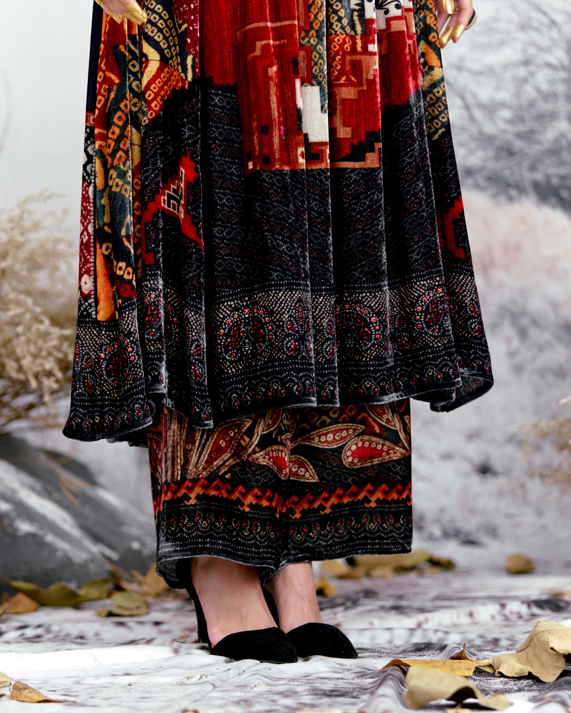 Tijori : Anisha - Beige/Red