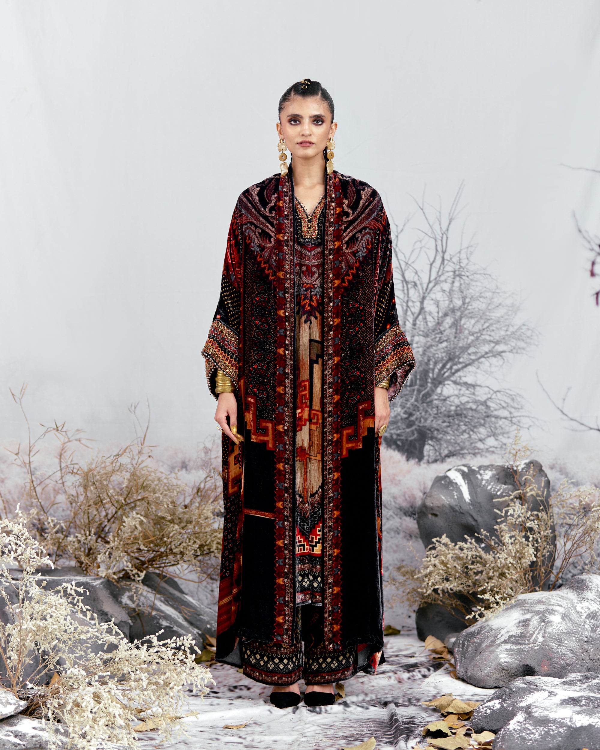 Tijori : Abaya - Black