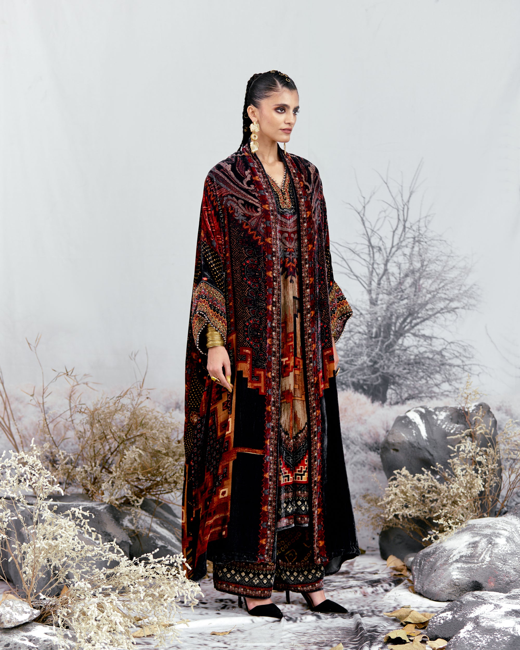 Tijori : Abaya - Black