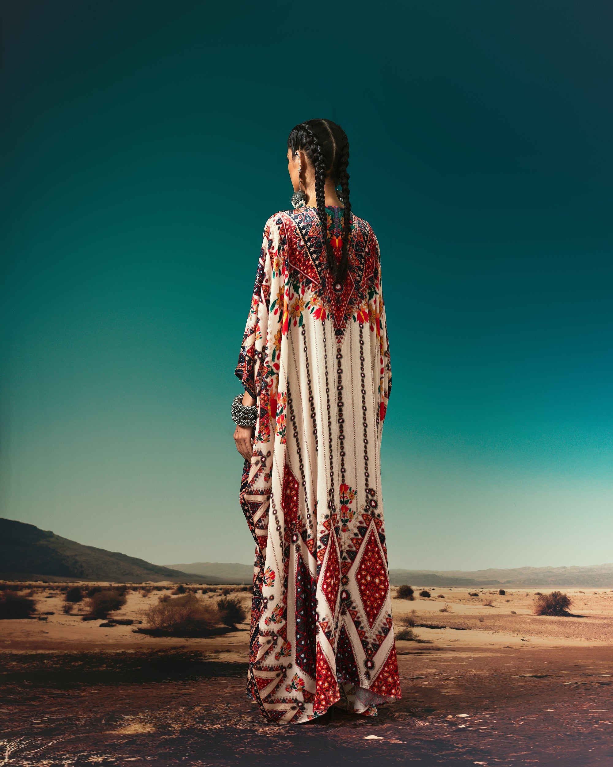 Kutch : Imama - Eggshell