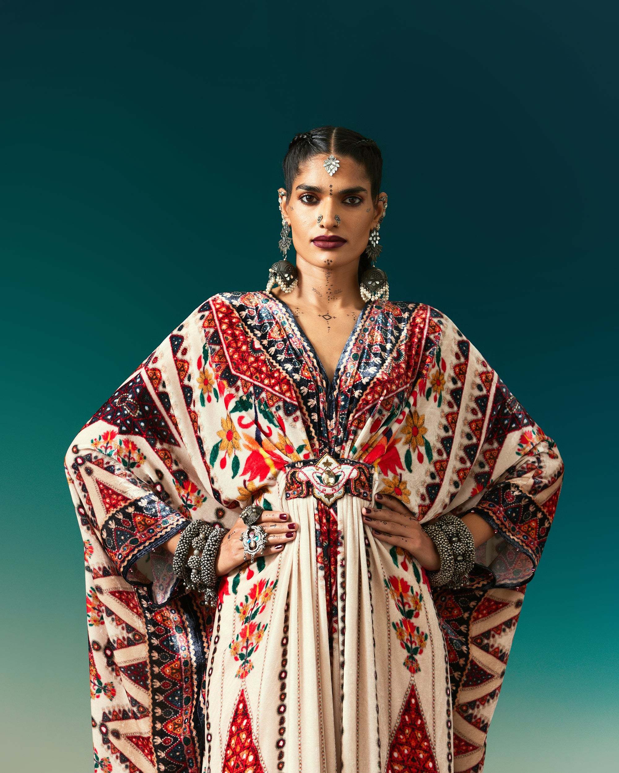 Kutch : Imama - Eggshell