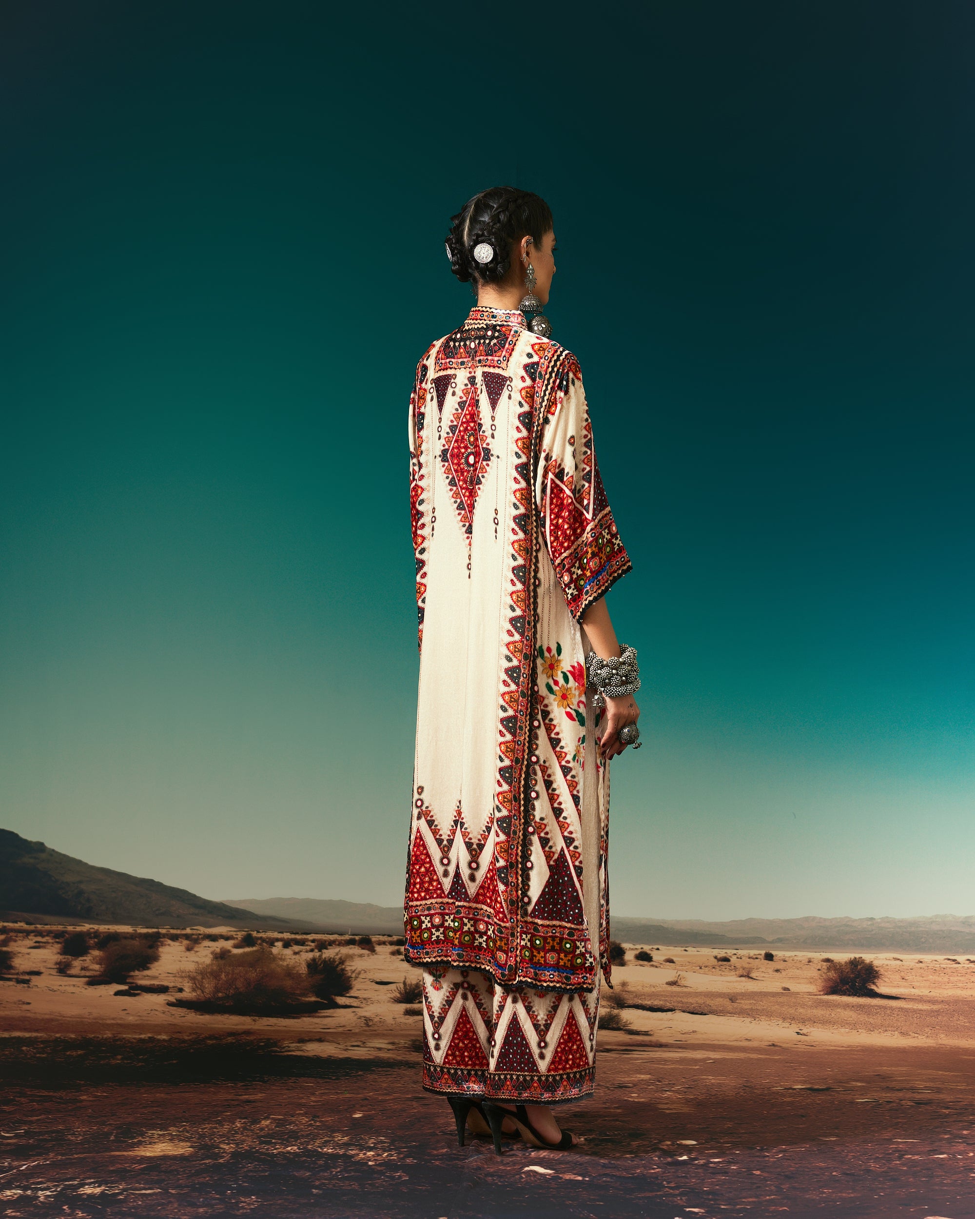 Kutch : Ghazala - Eggshell