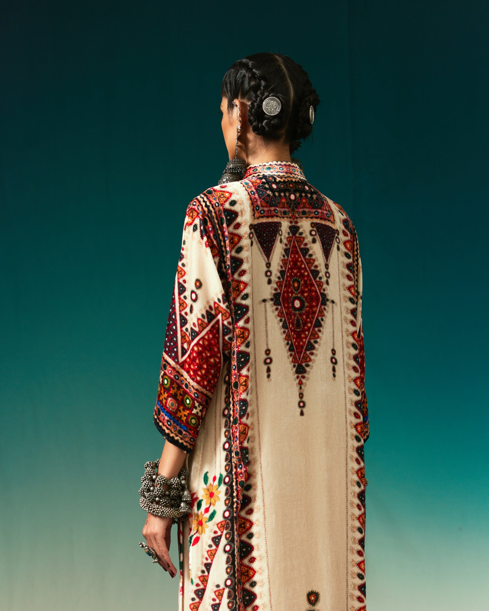 Kutch : Ghazala - Eggshell