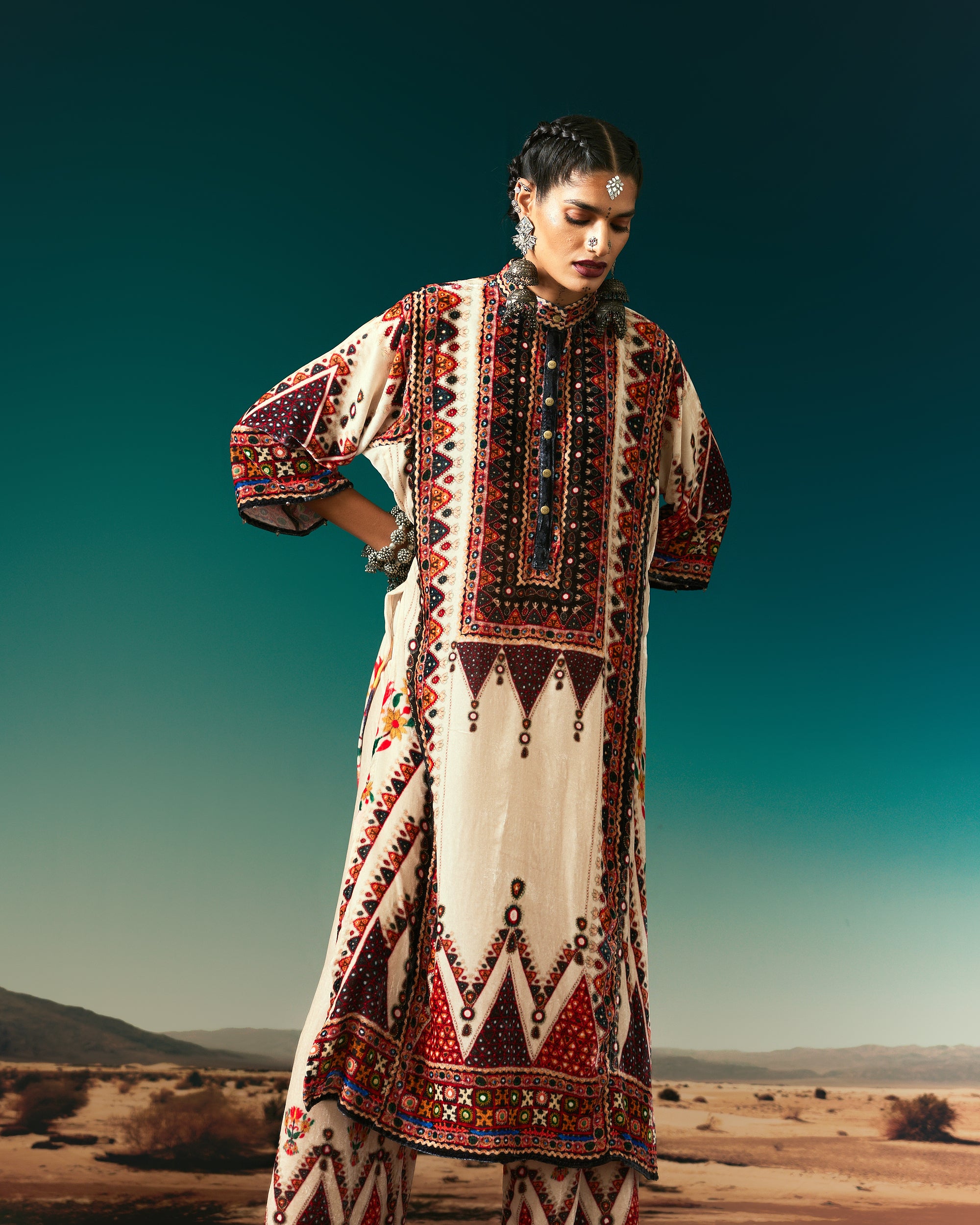 Kutch : Ghazala - Eggshell