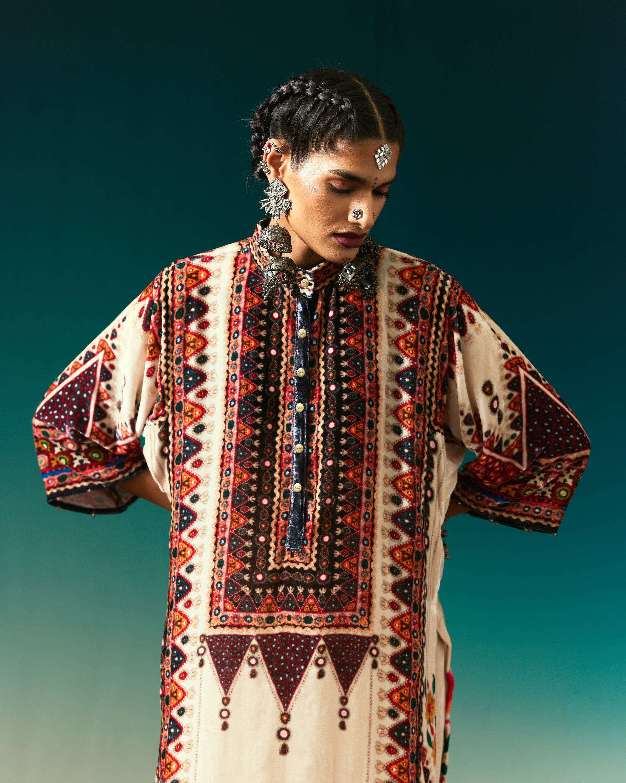 Kutch : Ghazala - Eggshell
