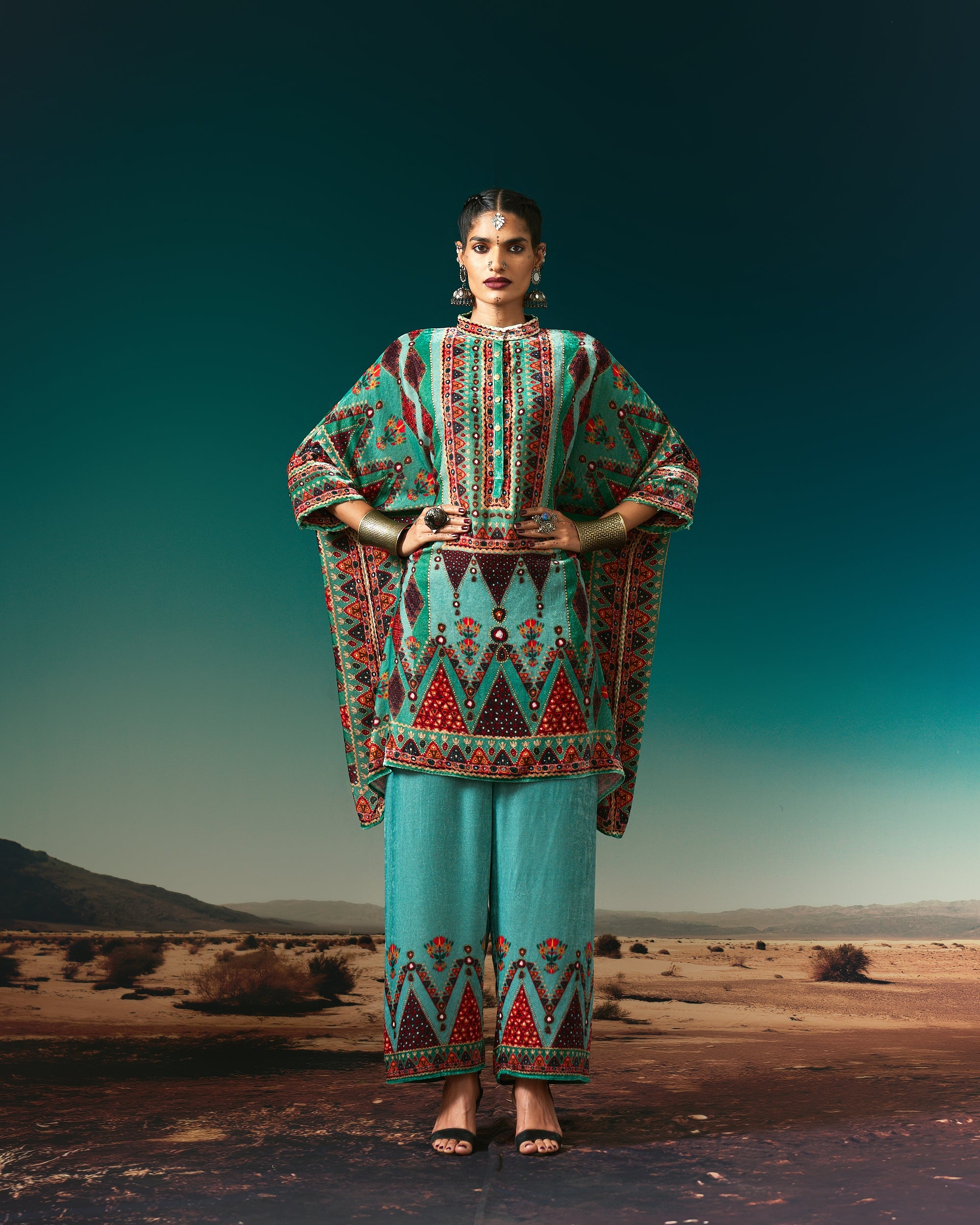 Kutch : Chanel 36" - Sea Blue