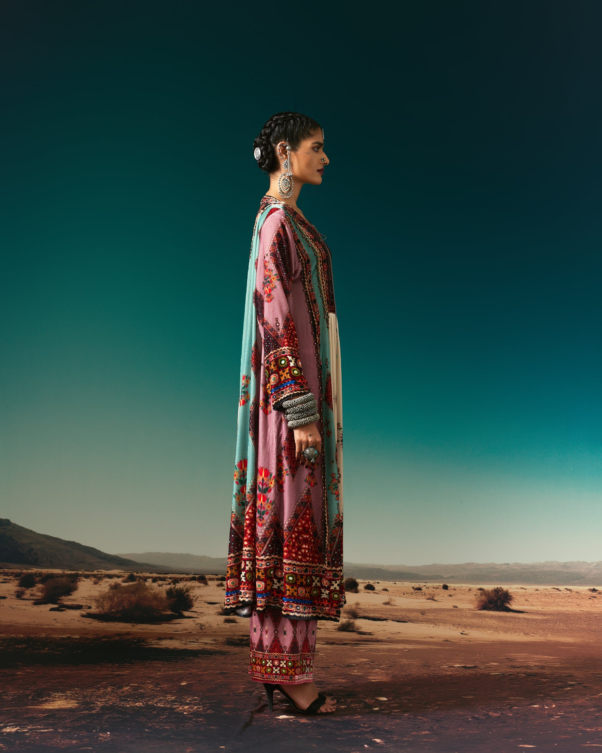 Kutch : Anisha -  Eggshell/Rose/Sea Blue
