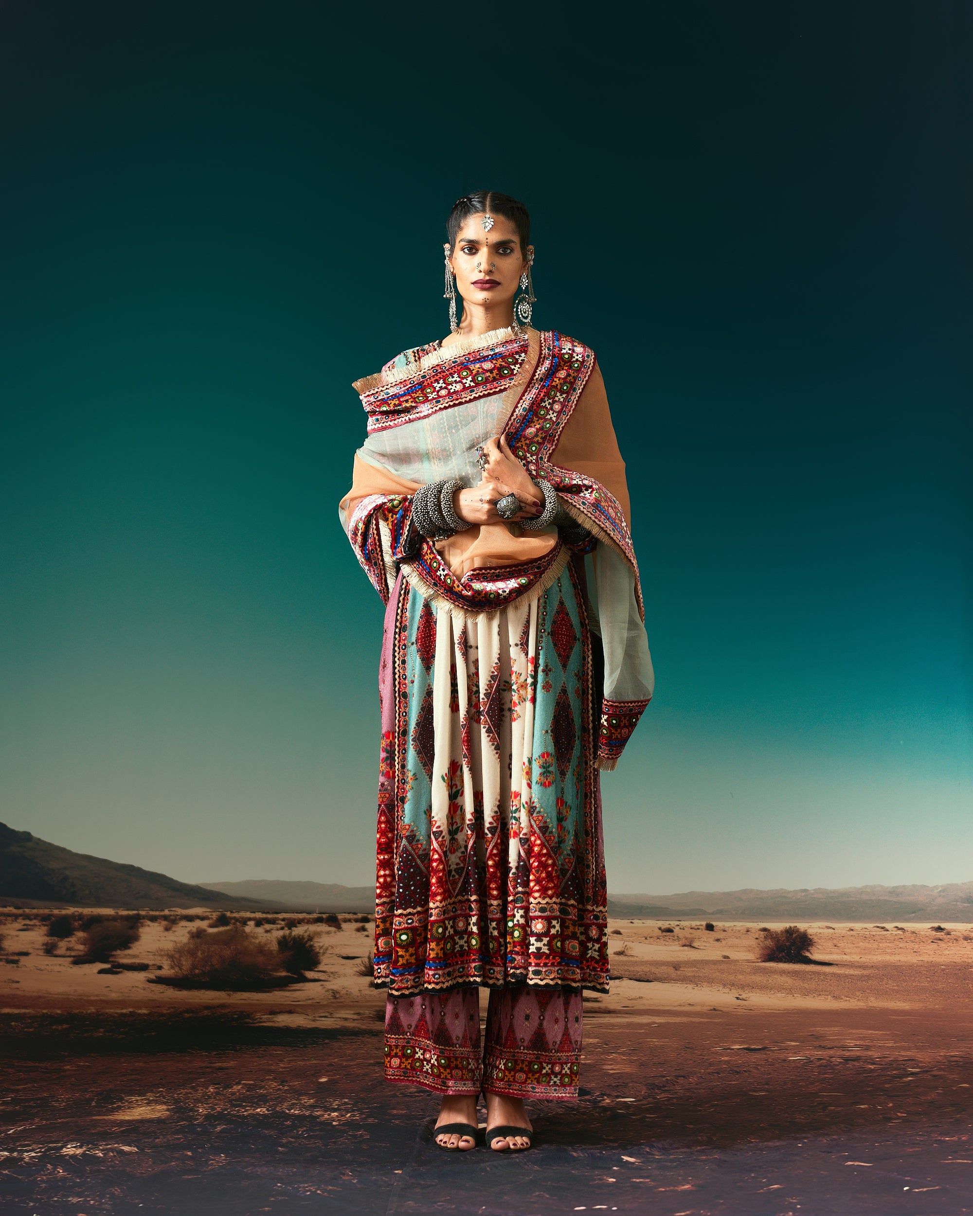 Kutch : Anisha -  Eggshell/Rose/Sea Blue