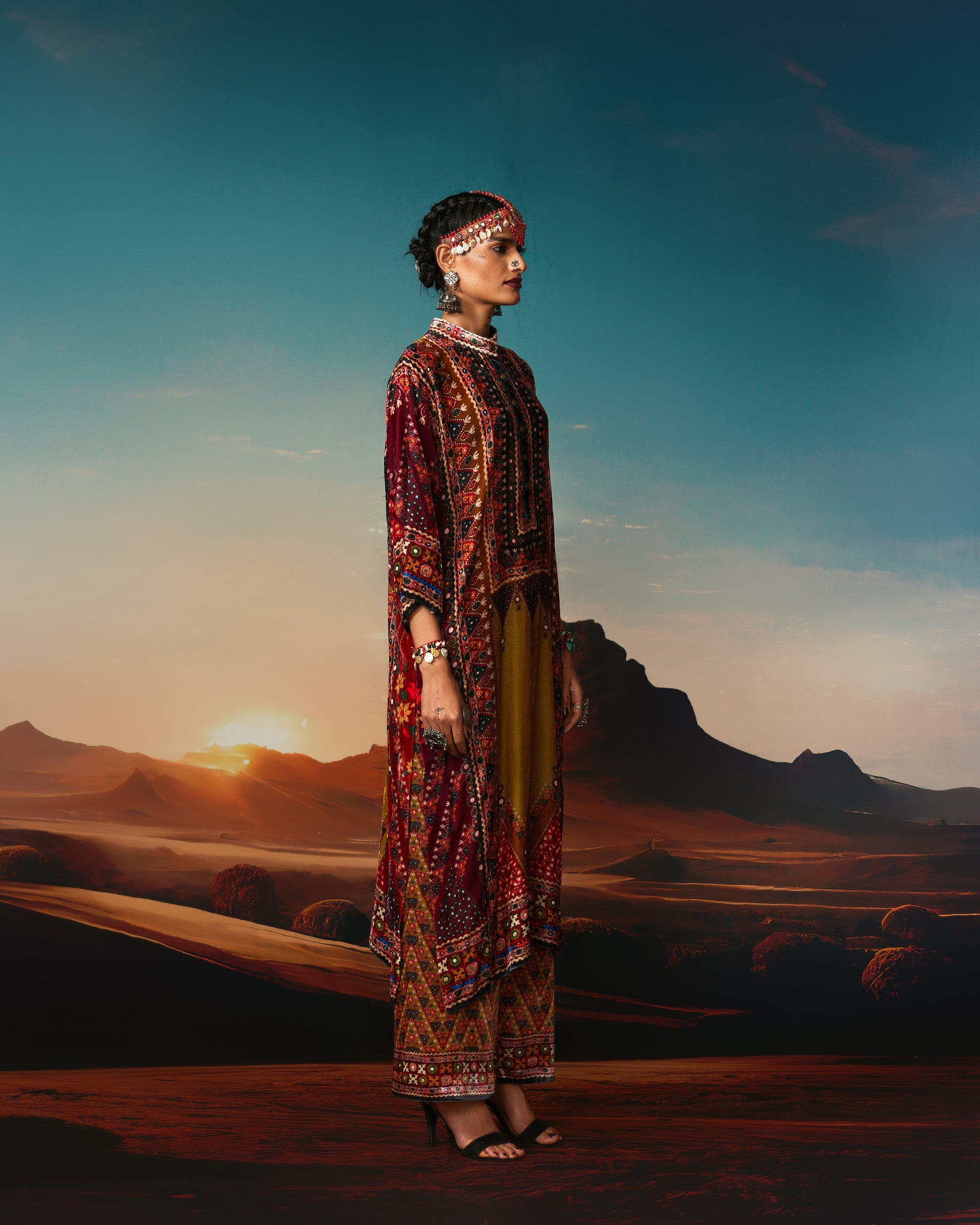 Kutch : Ghazala - Anise/Rust/Raspberry