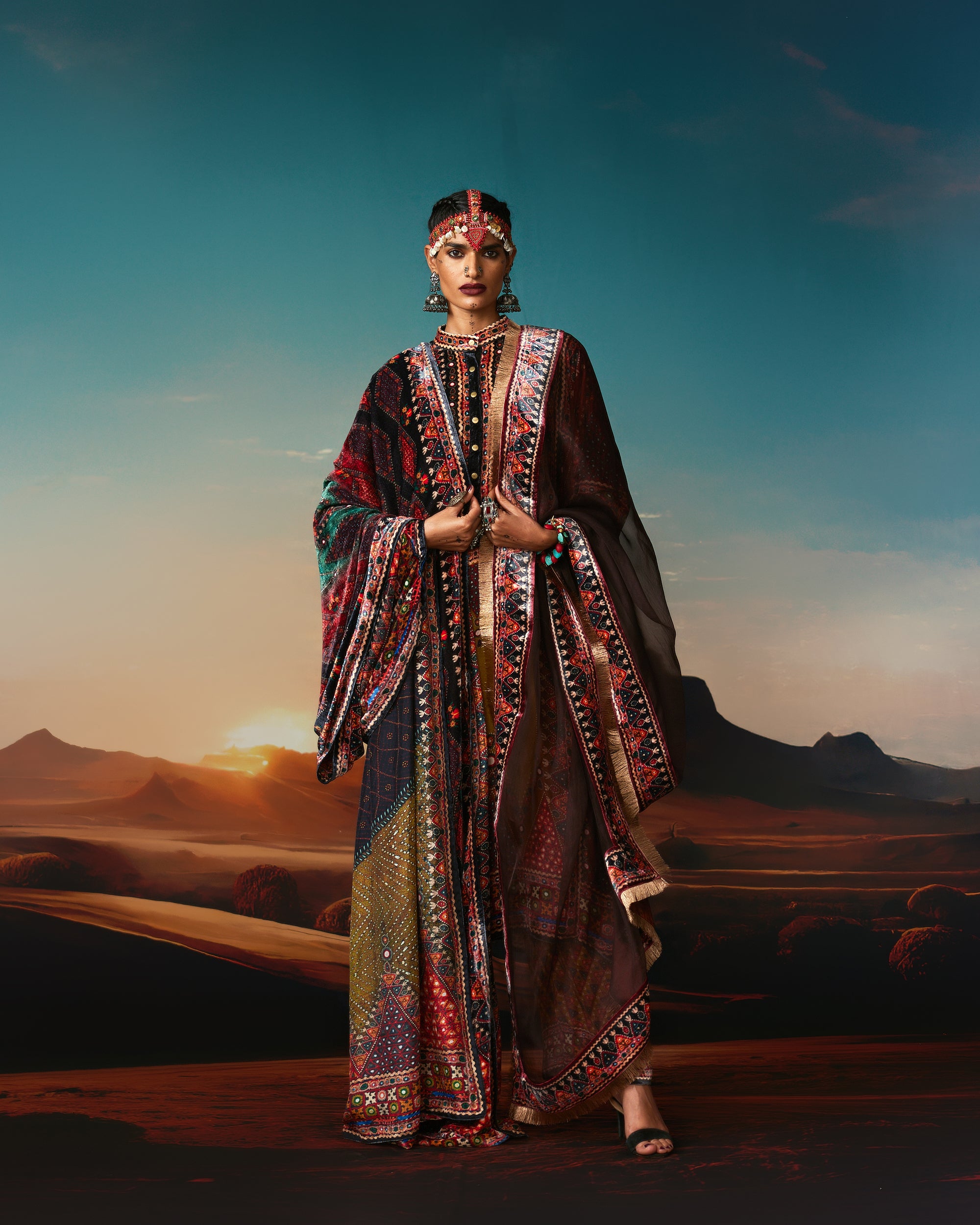 Kutch : Ghazala - Anise/Rust/Raspberry