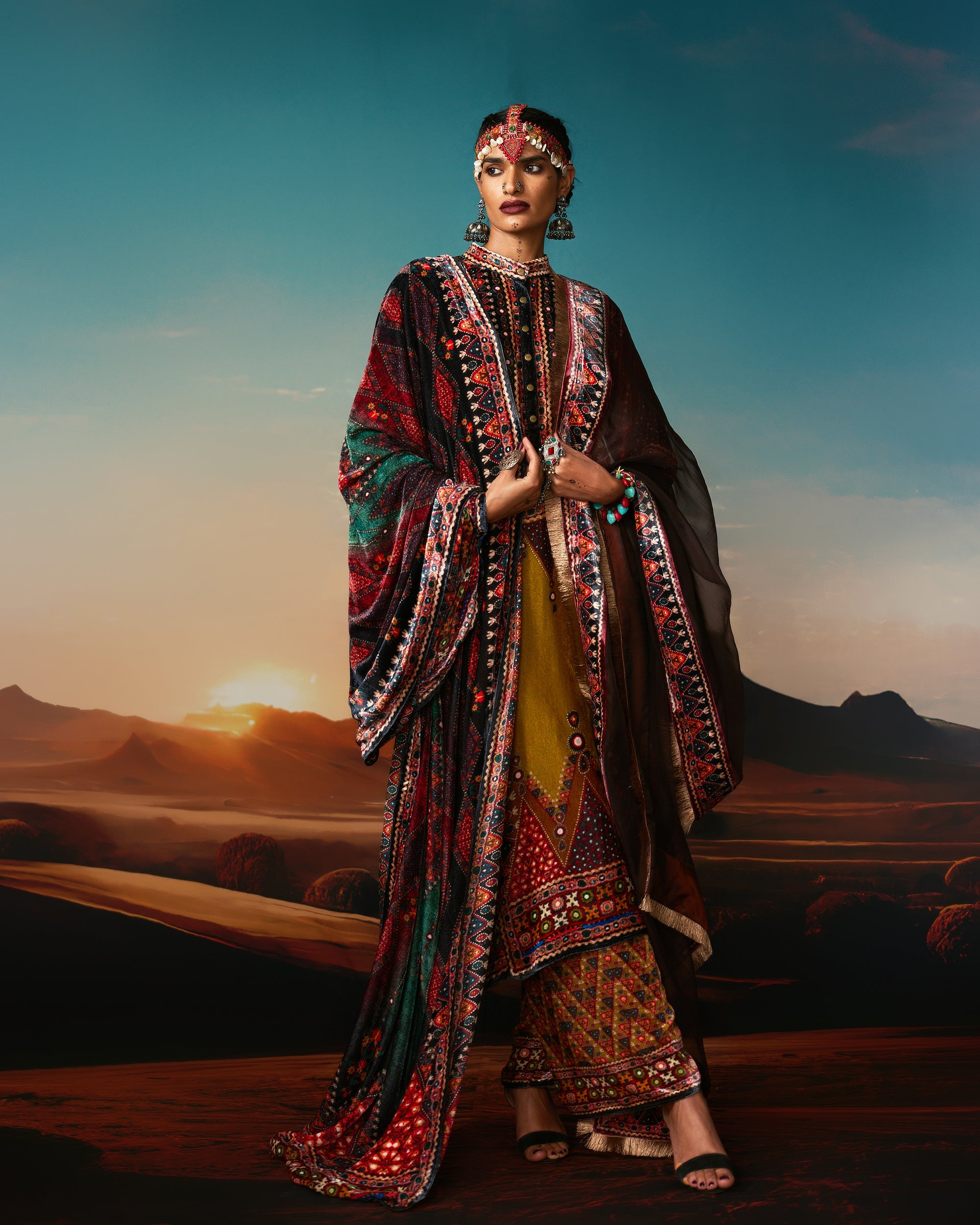 Kutch : Ghazala - Anise/Rust/Raspberry