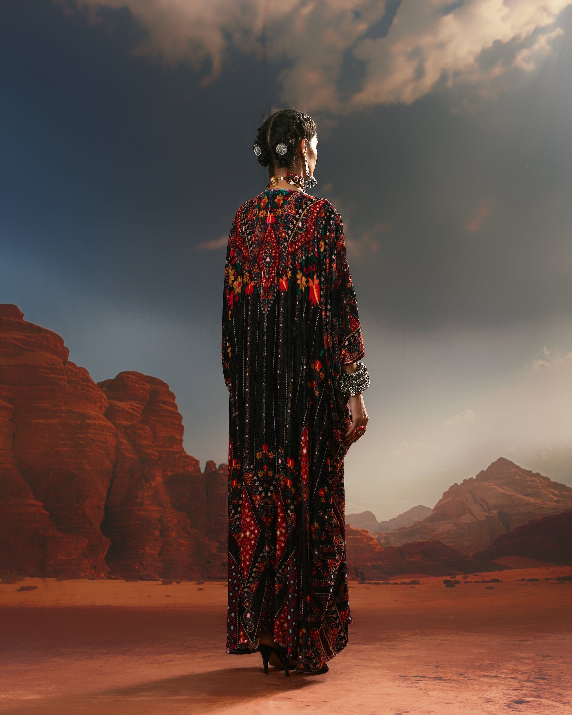 Kutch : Imama - Black