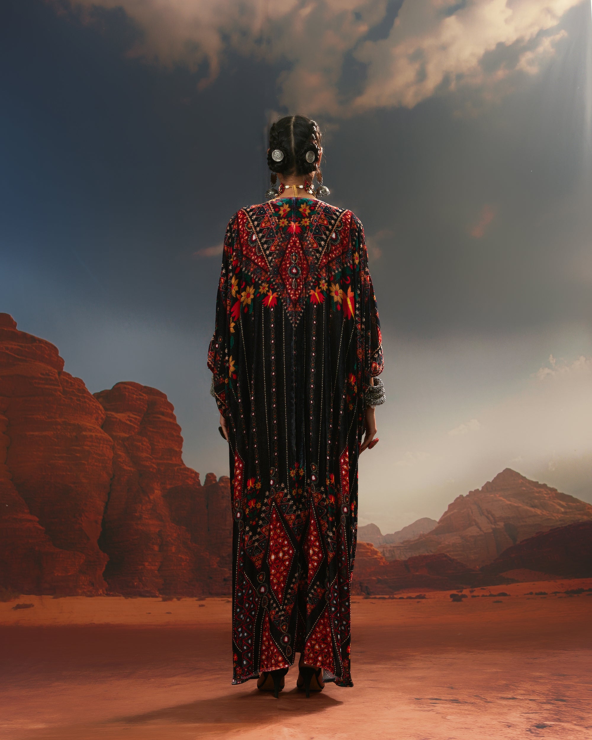 Kutch : Imama - Black
