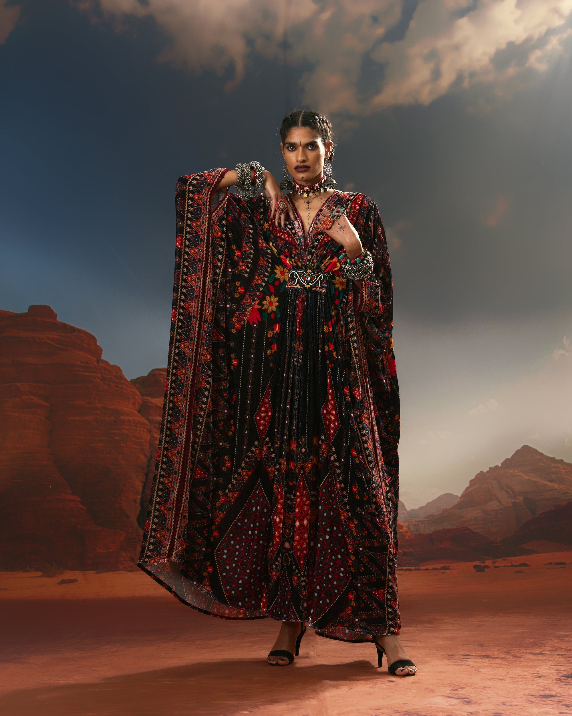 Kutch : Imama - Black