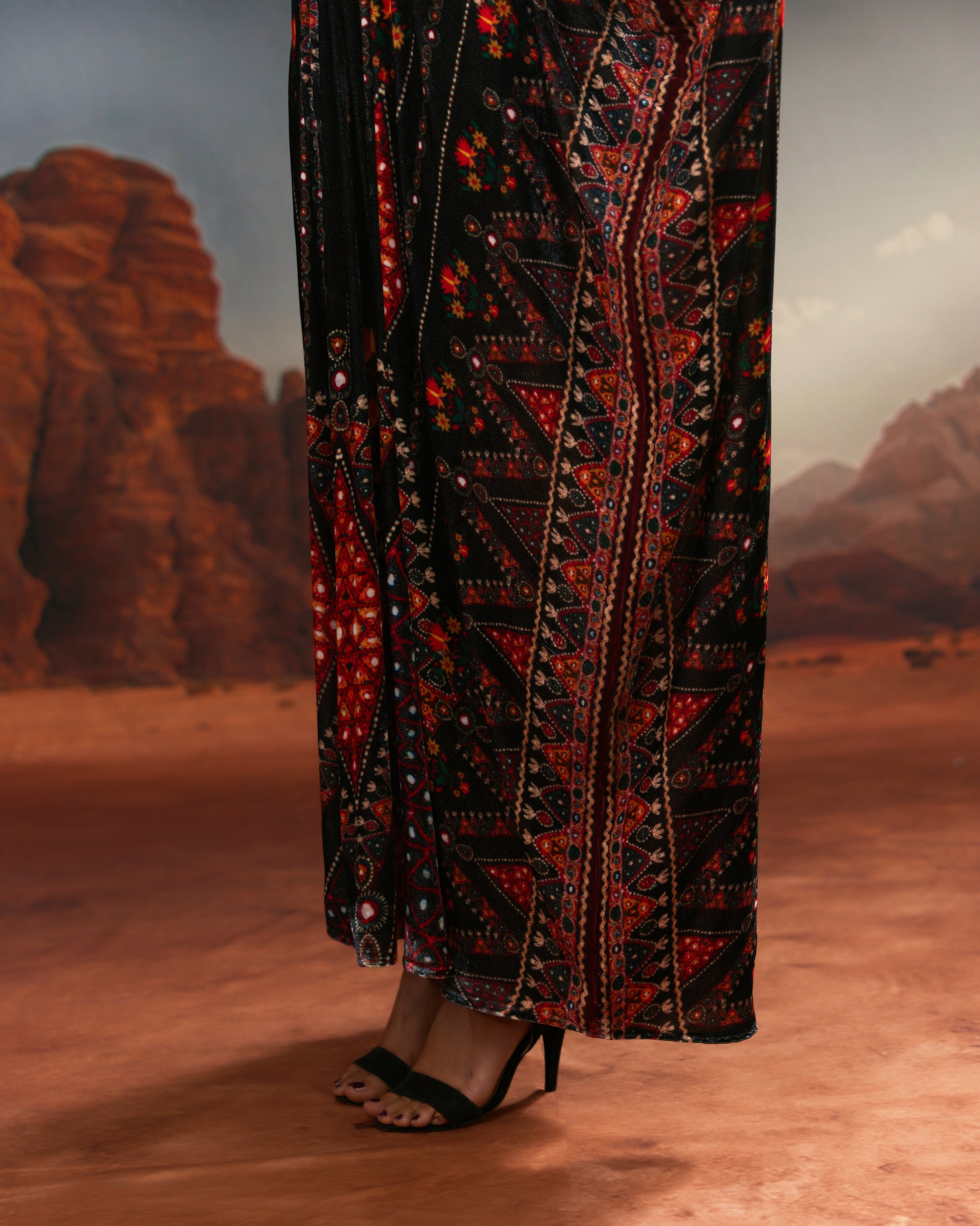 Kutch : Imama - Black