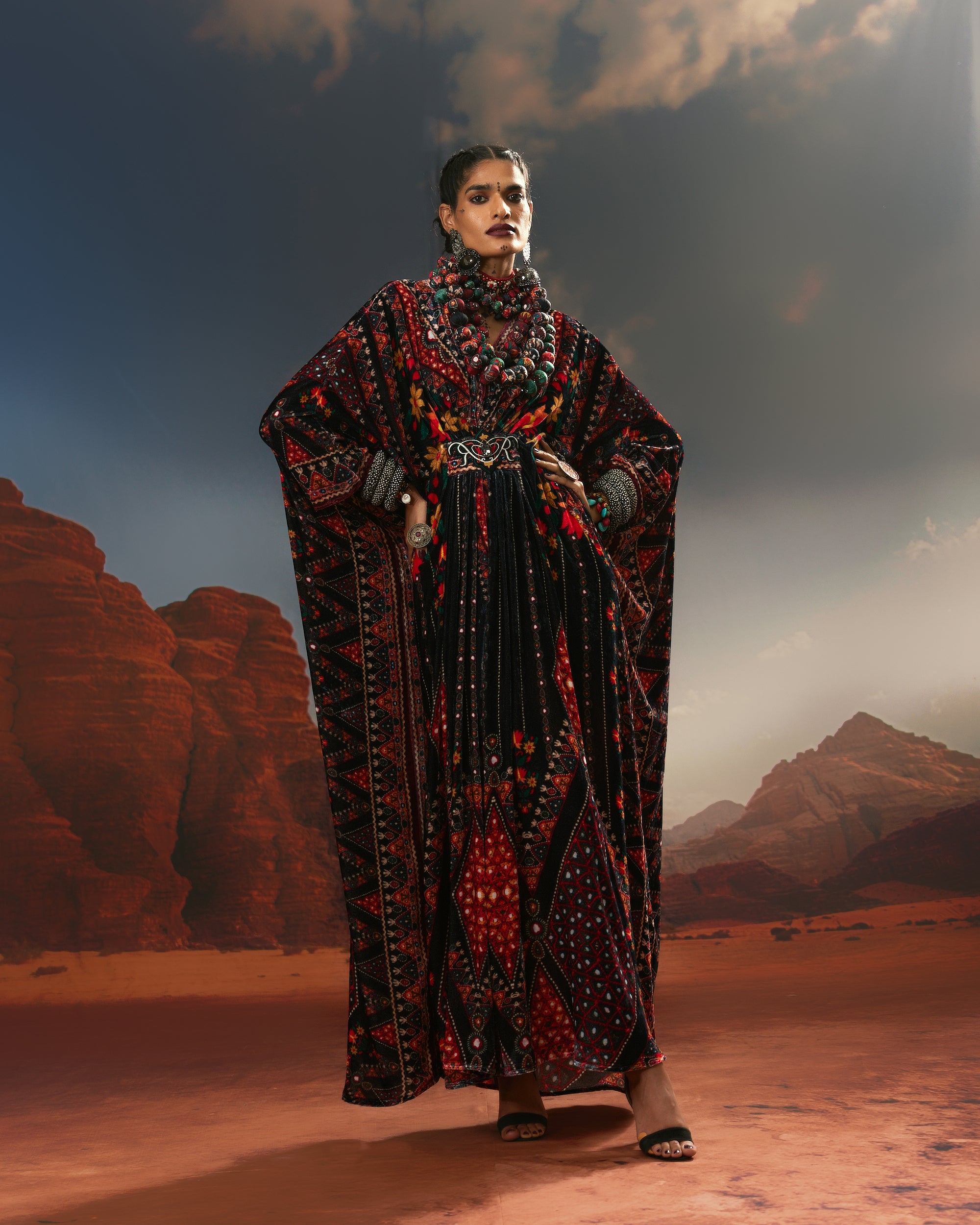 Kutch : Imama - Black