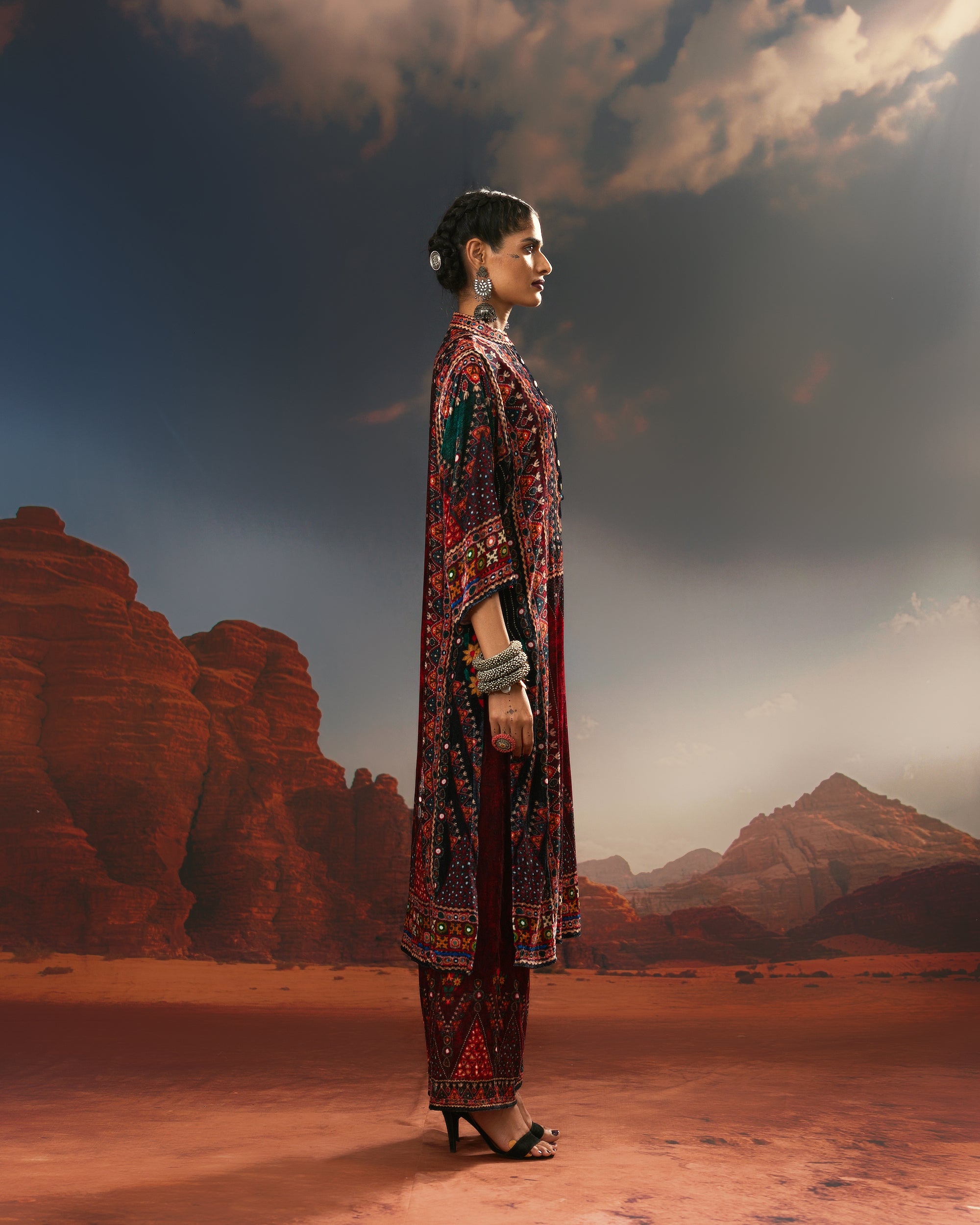 Kutch : Ghazala - Red/Teal/Black