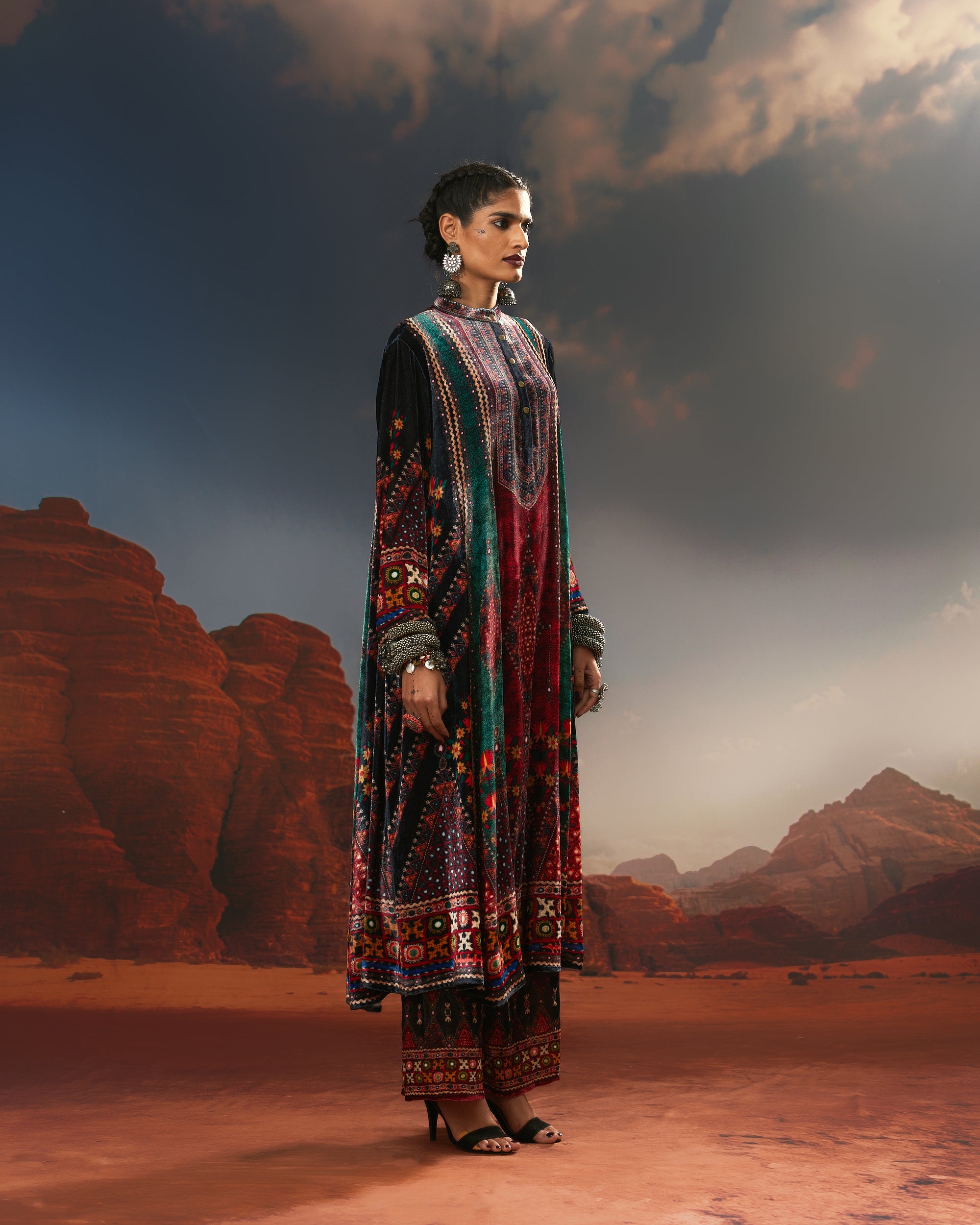 Kutch : Ada - Red/Teal/Black