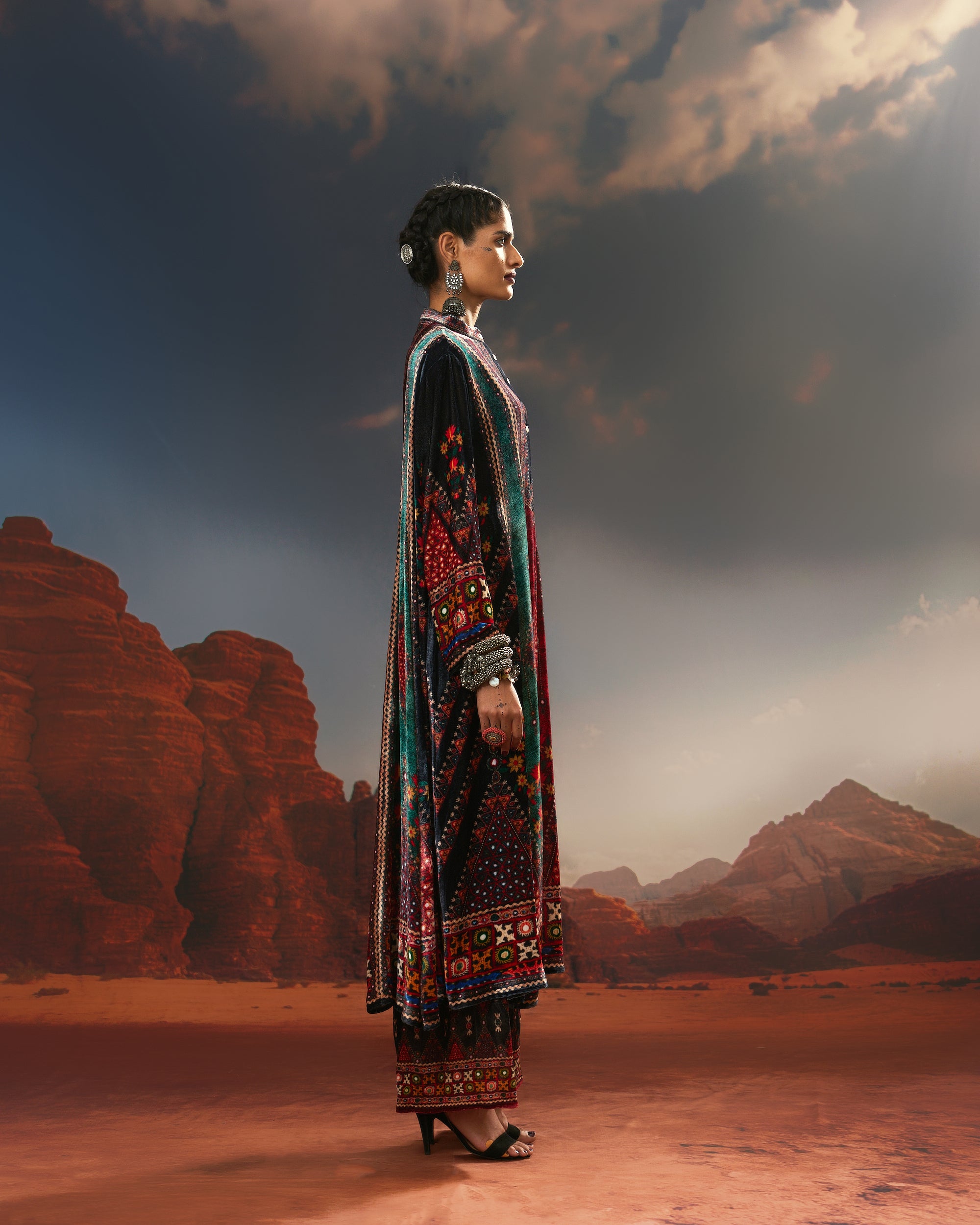 Kutch : Ada - Red/Teal/Black