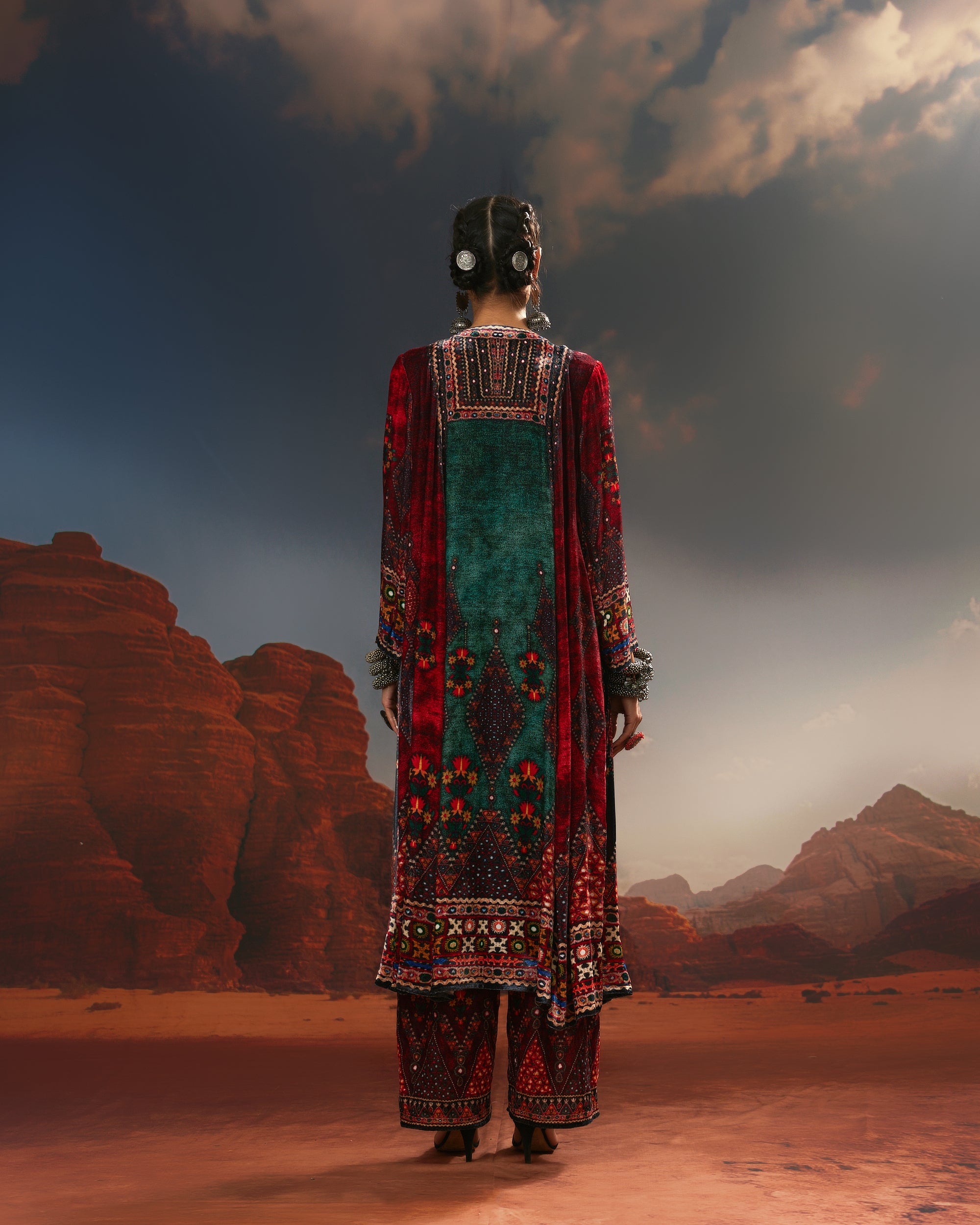 Kutch : Anisha - Teal/Red/Black