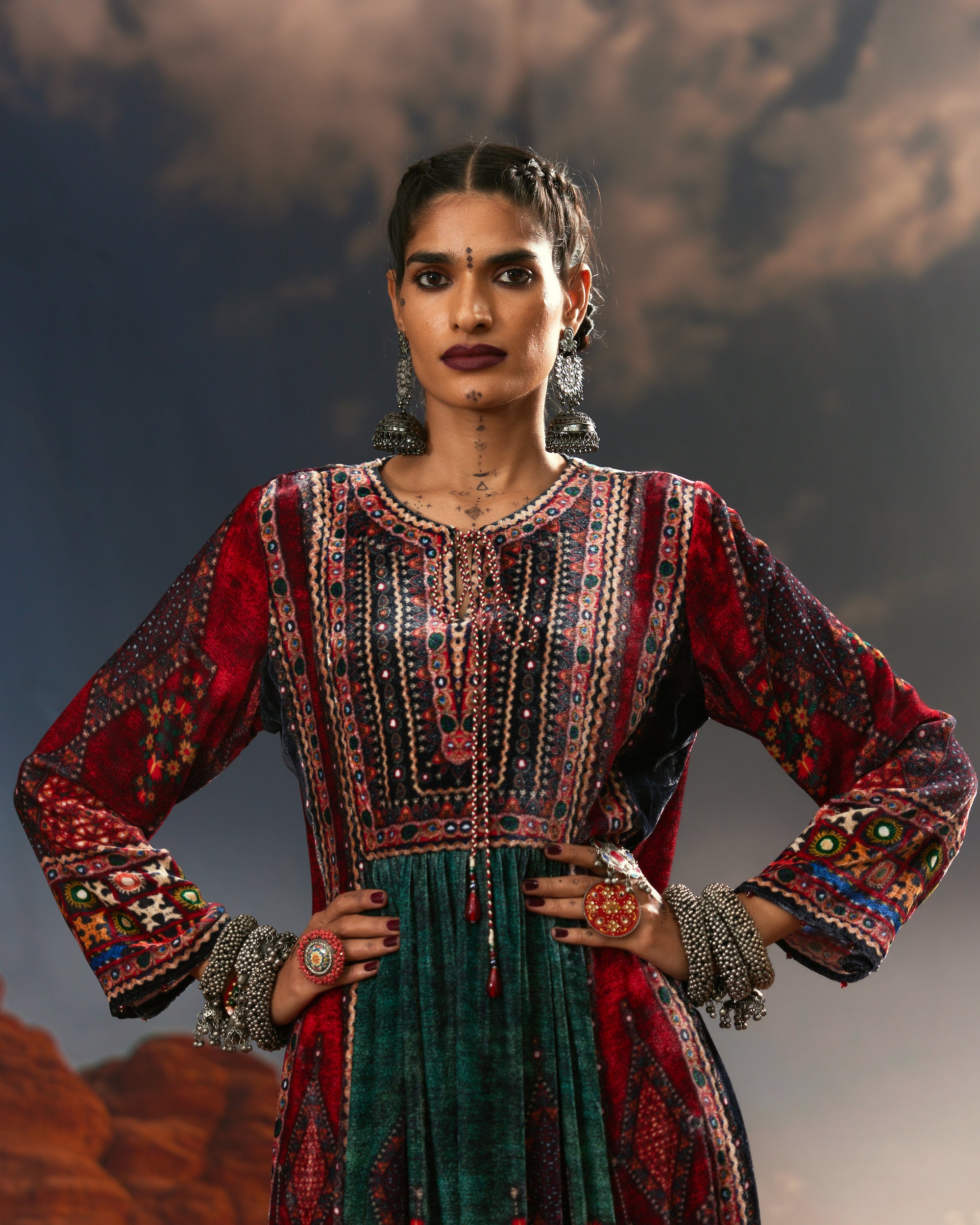 Kutch : Anisha - Teal/Red/Black