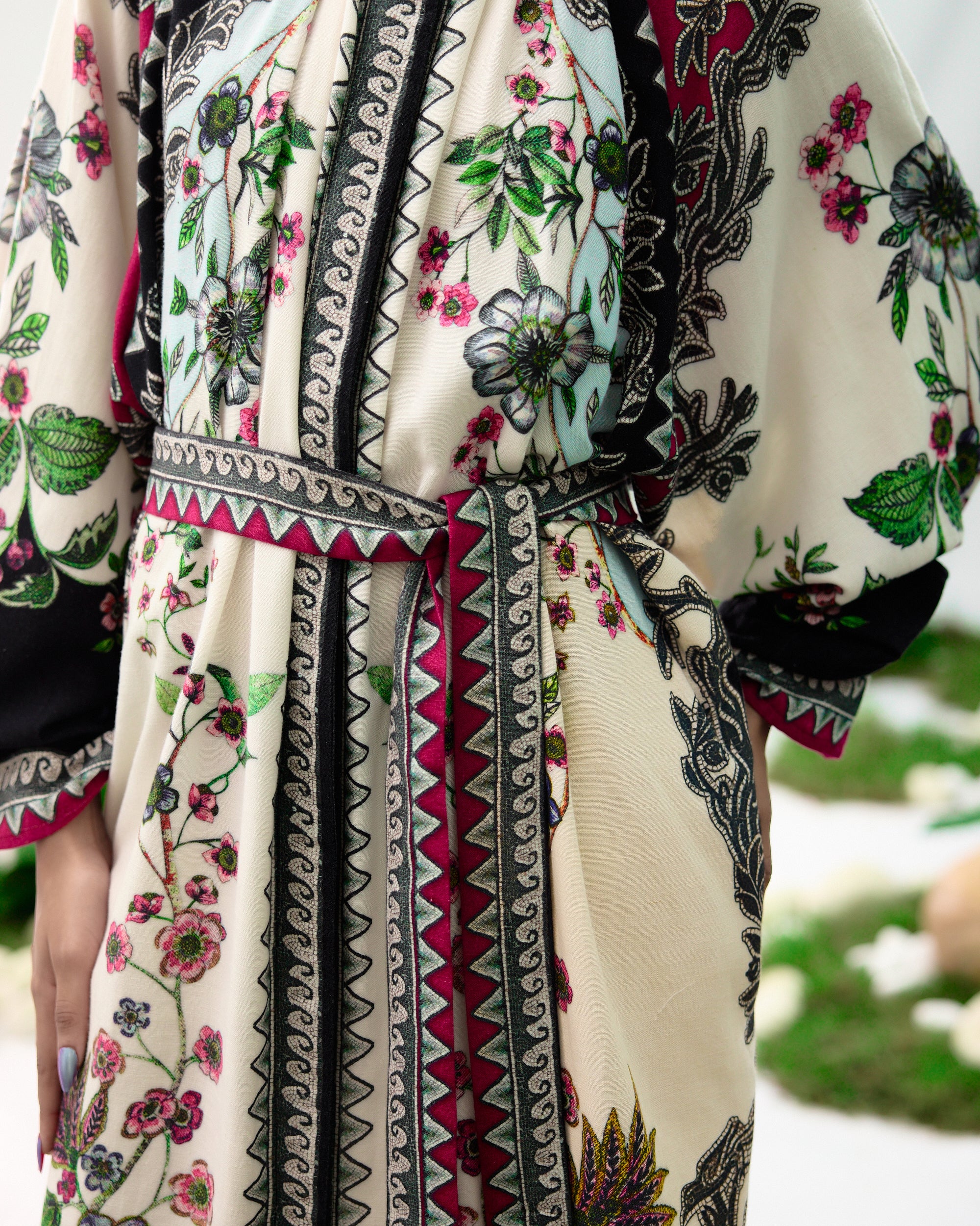 Florence : Verona - Ivory/Black