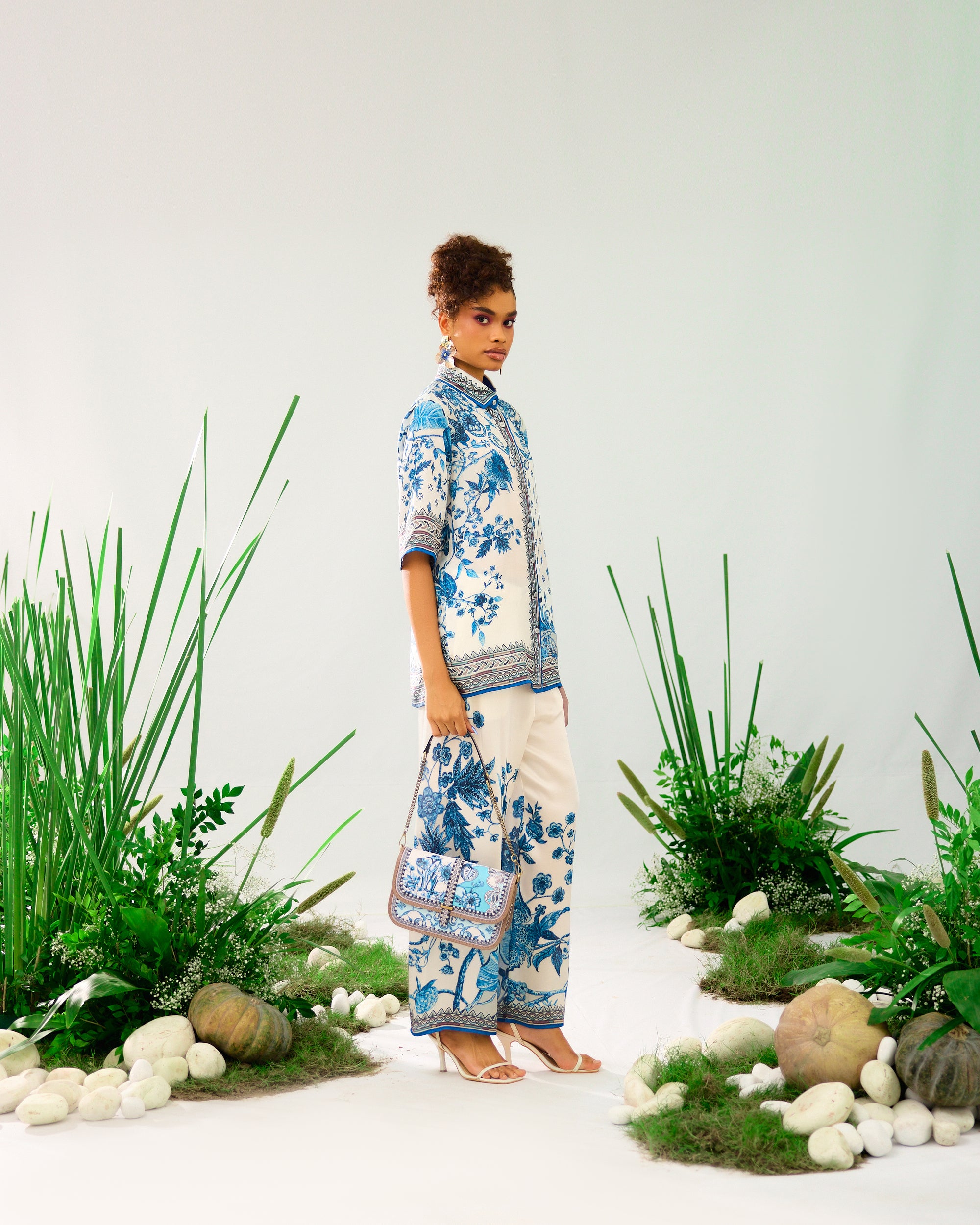 Florence : Maizah - Blue/White