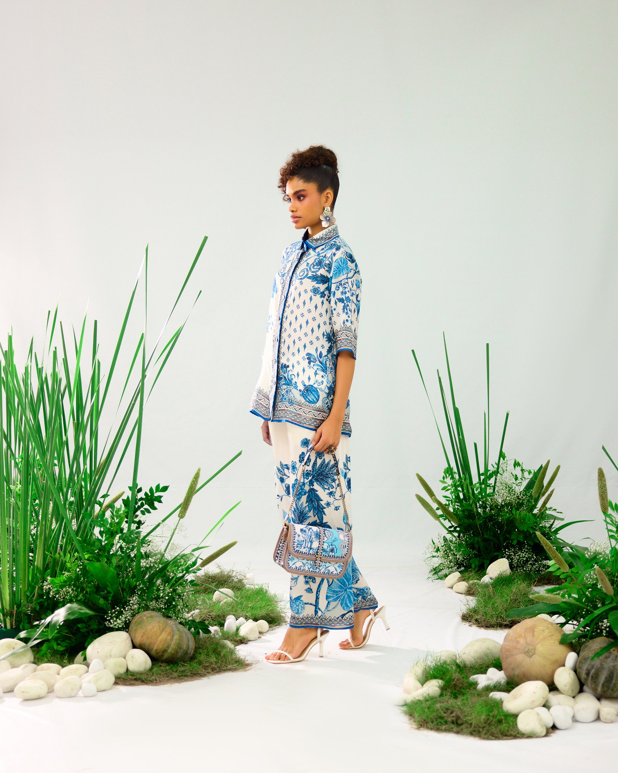Florence : Maizah - Blue/White
